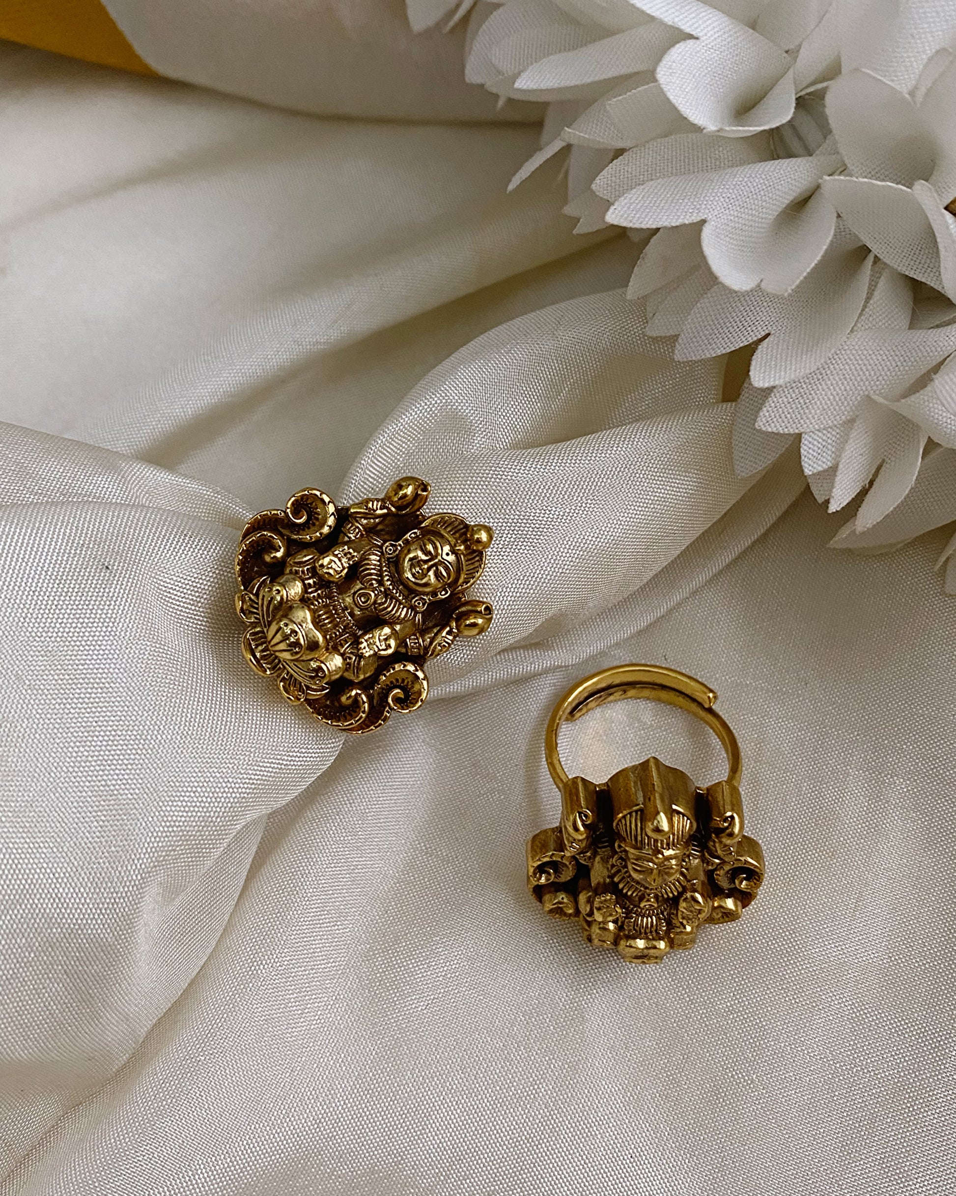 Nagas bridal Rings Aksha Trends