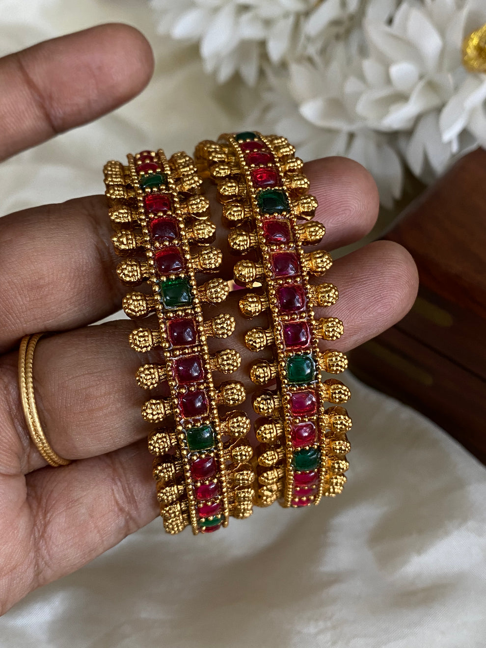Antique kemp bangles (2pc) Aksha Trends 