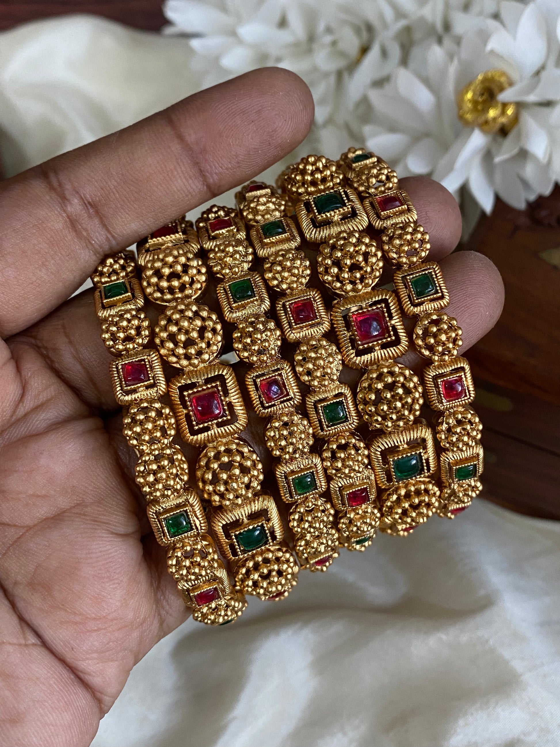 Antique floral bangles (6pc) Aksha Trends