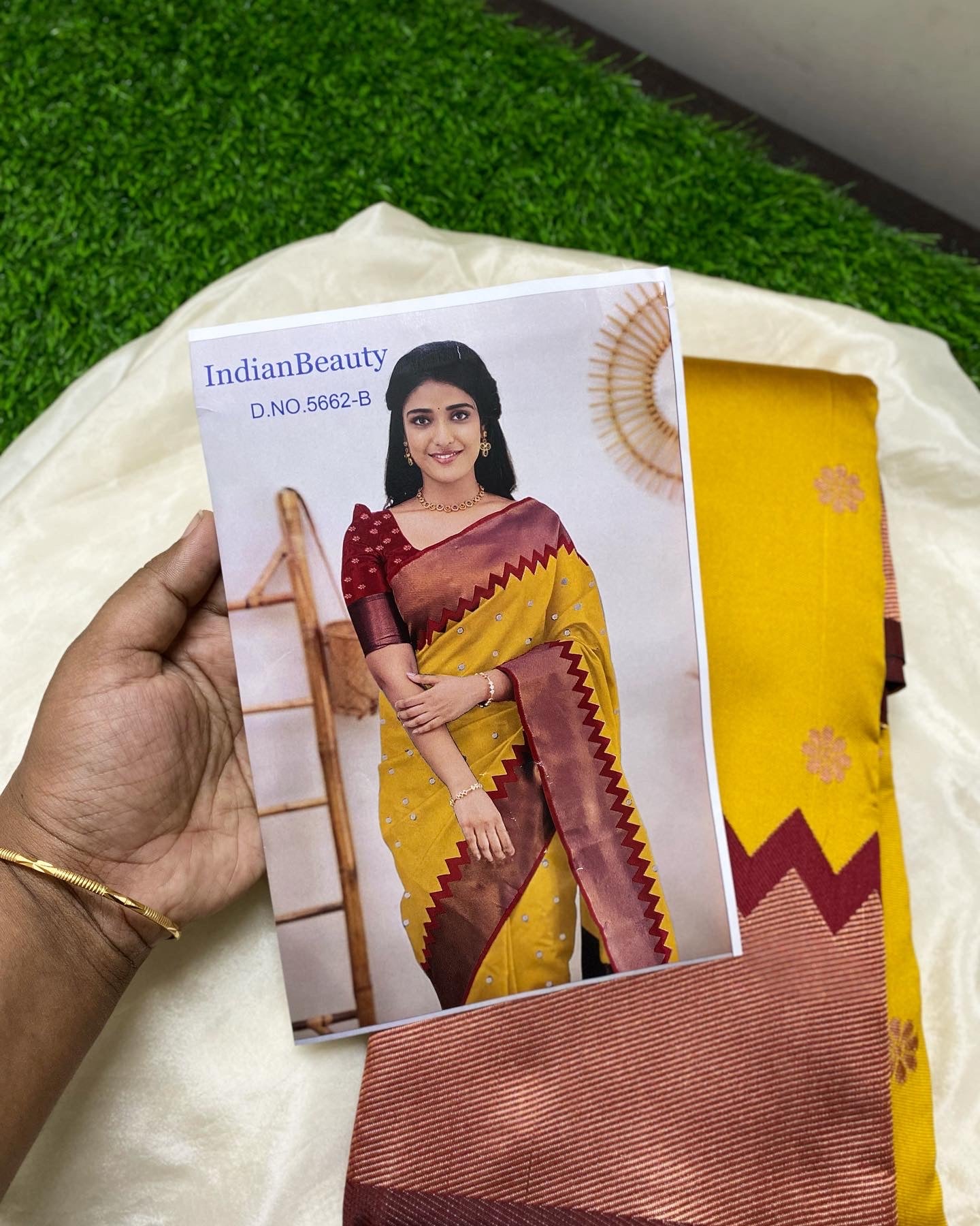 Gopuram Semi Silk saree Aksha Trends