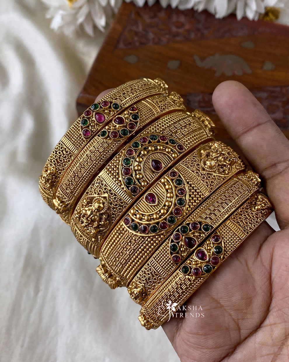 Antique golden bangles (6pc) Aksha Trends 