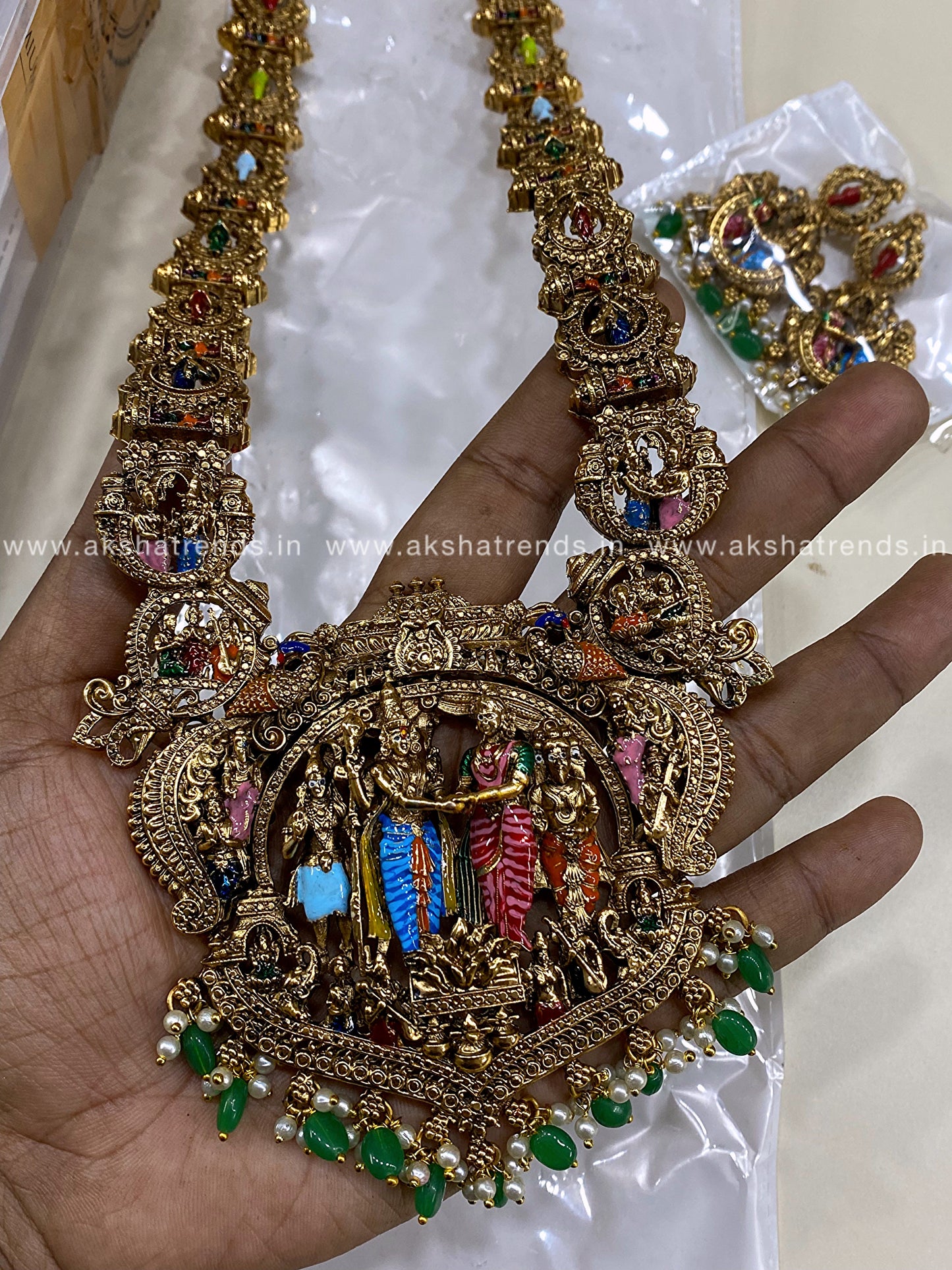 Meenakshi Tirukalyanam bridal Haram Aksha Trends
