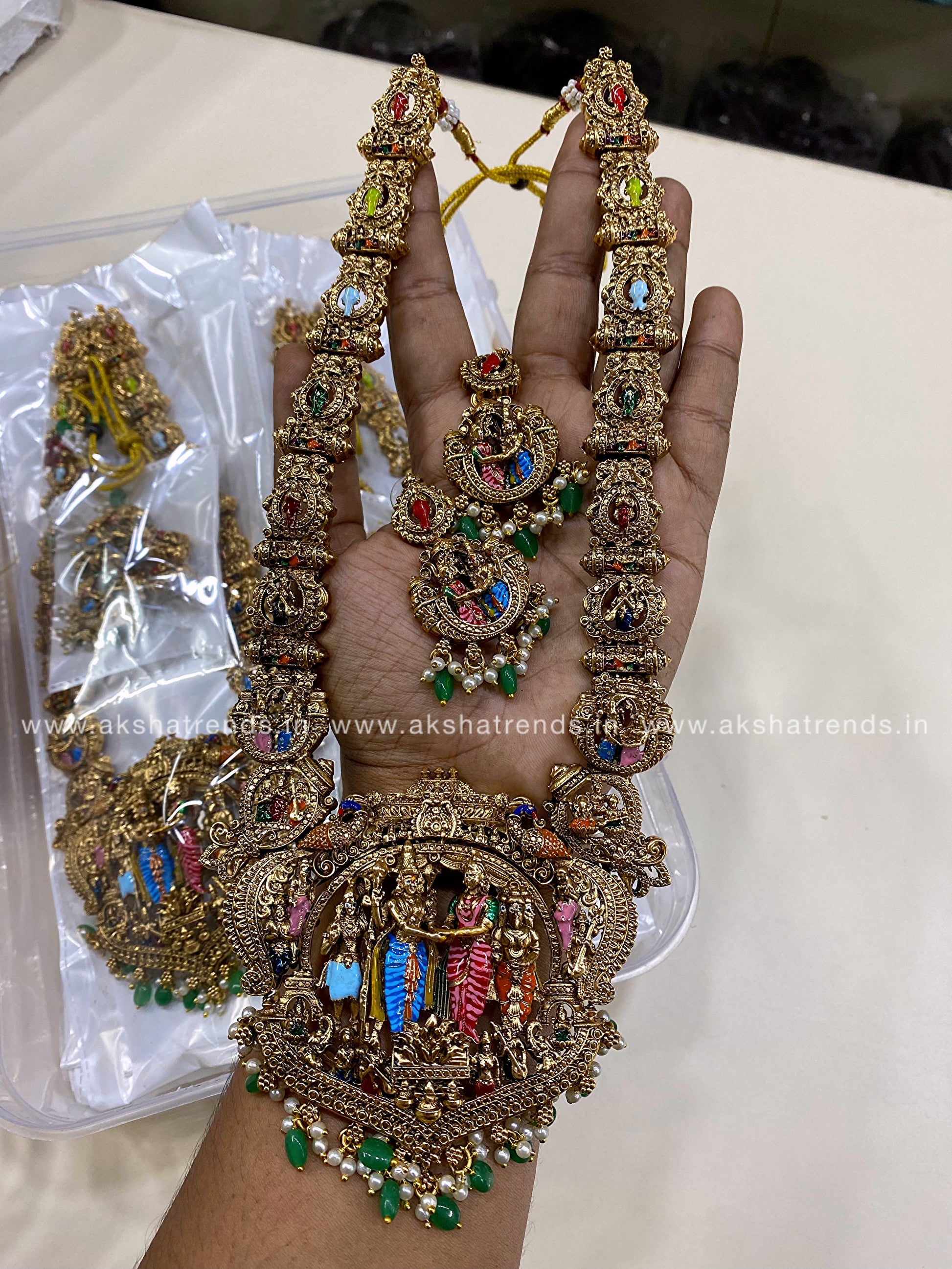 Meenakshi Tirukalyanam bridal Haram Aksha Trends