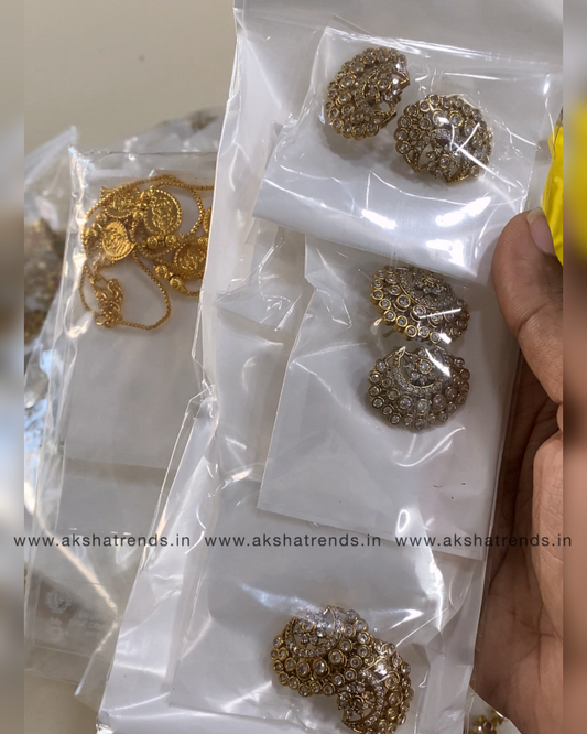 Premium Diamond Stud Earrings Aksha Trends