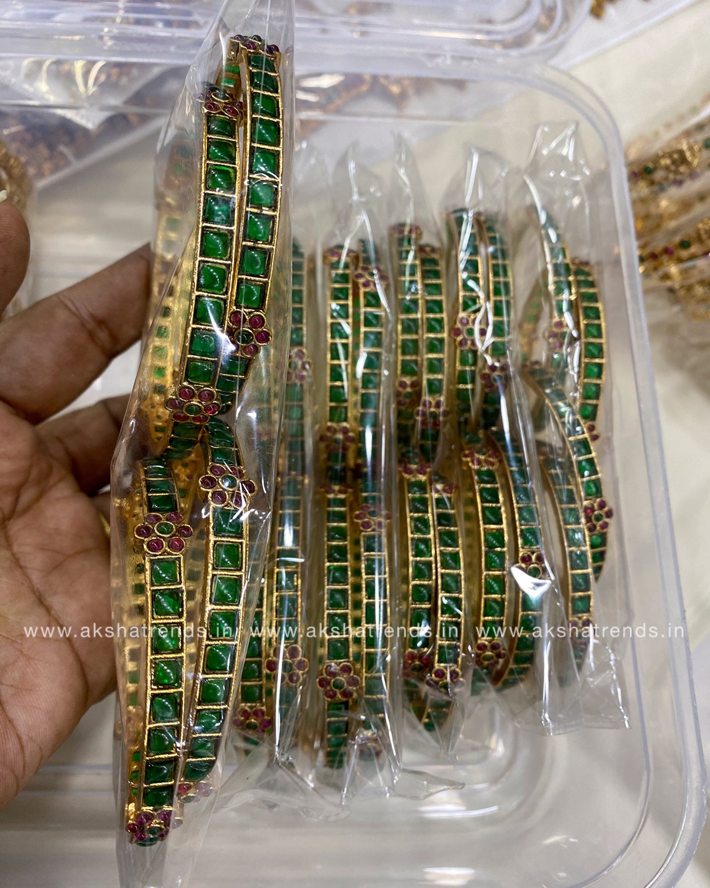 Antique kemp green bangles (4pc) Aksha Trends