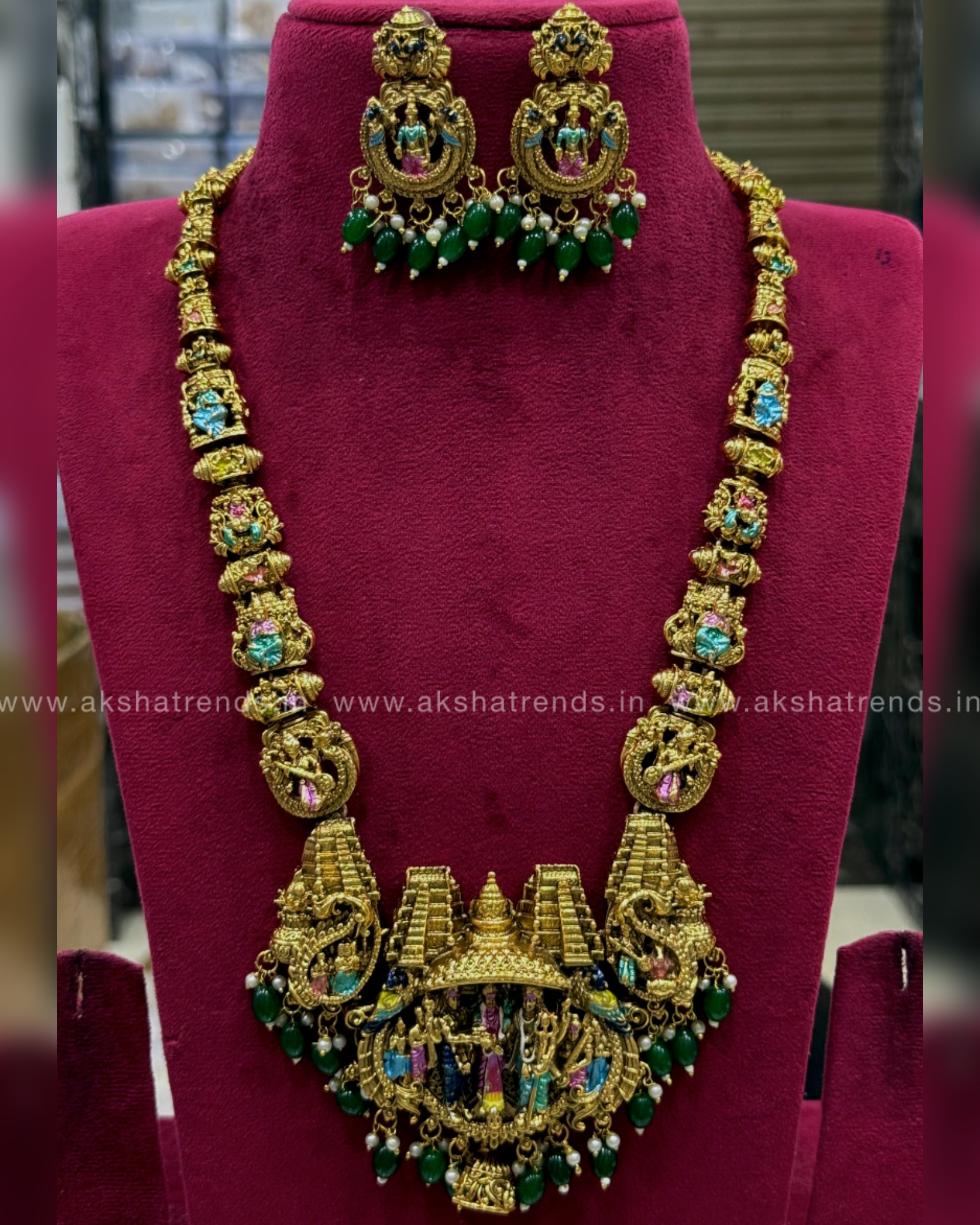 Meenakshi Thirukalyanam bridal Haram Aksha Trends