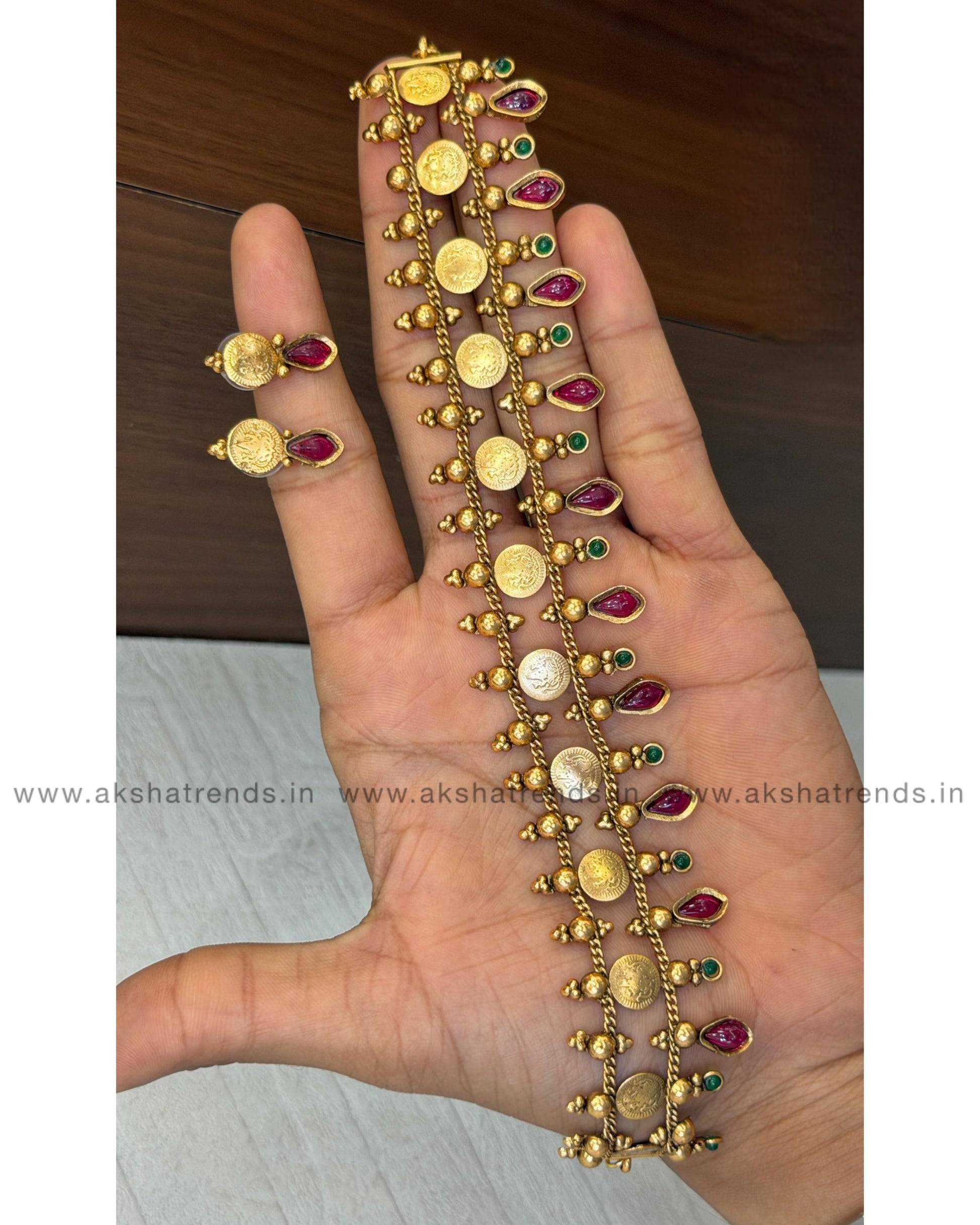 Antique kemp hineck choker Aksha Trends