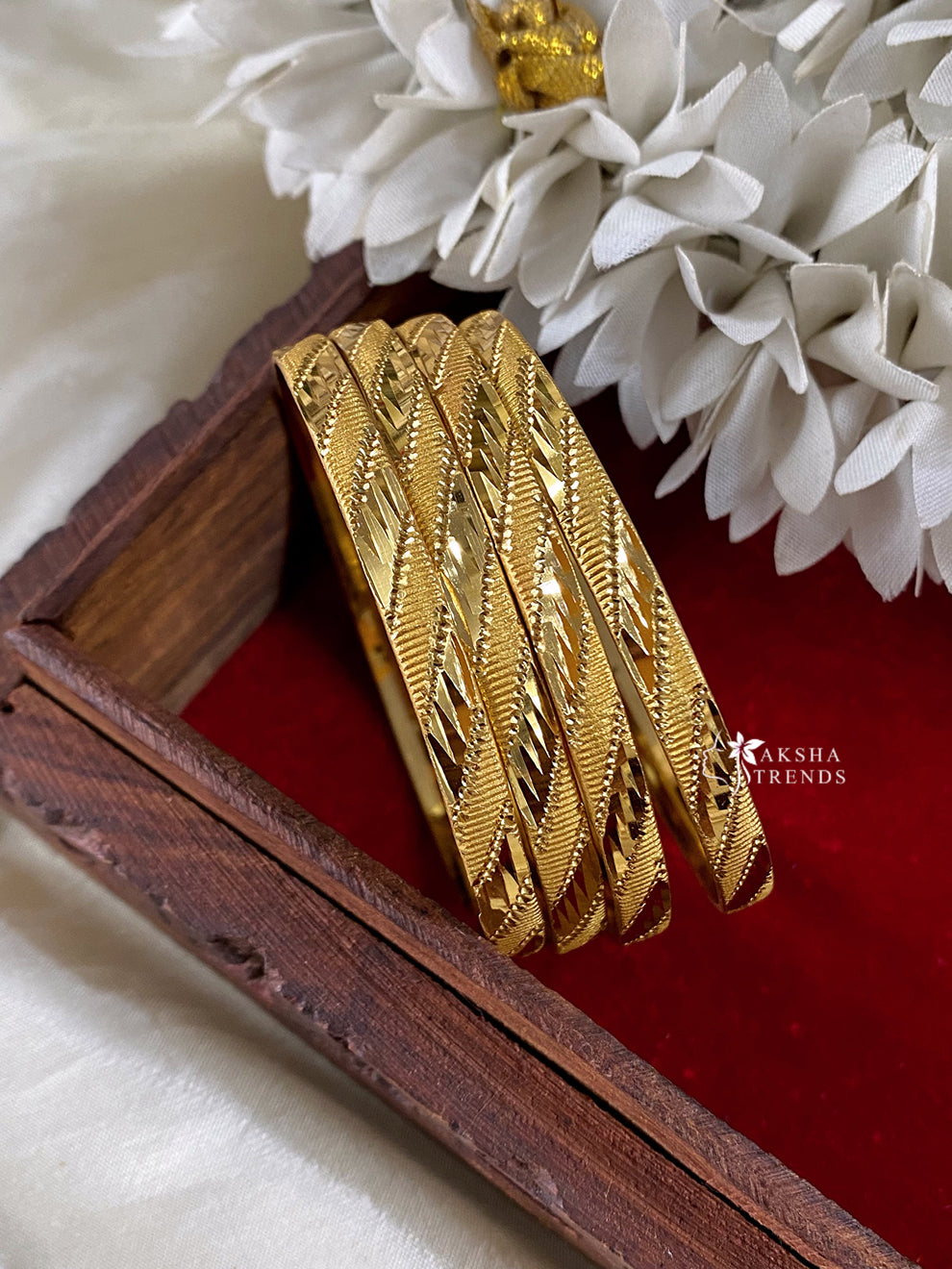 1gm covering bangles (4pc) Aksha Trends 