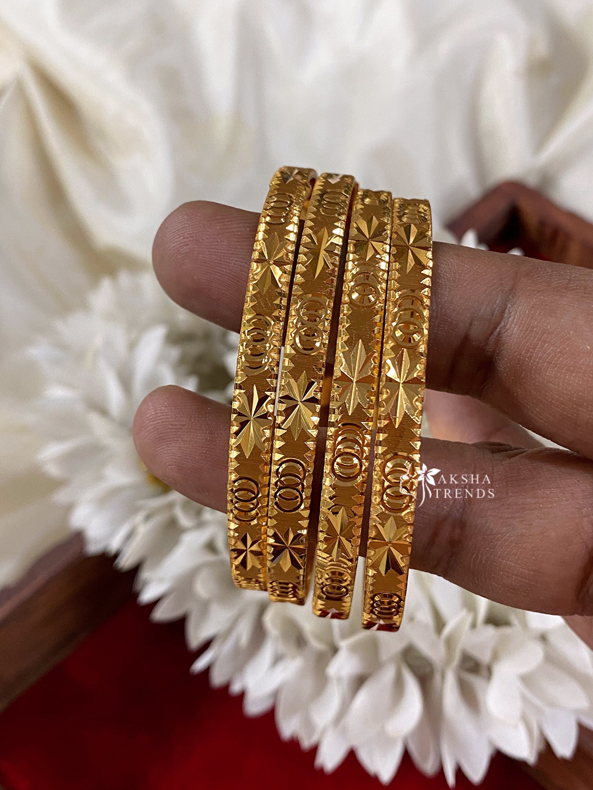 1gm covering bangles (4pc) Aksha Trends