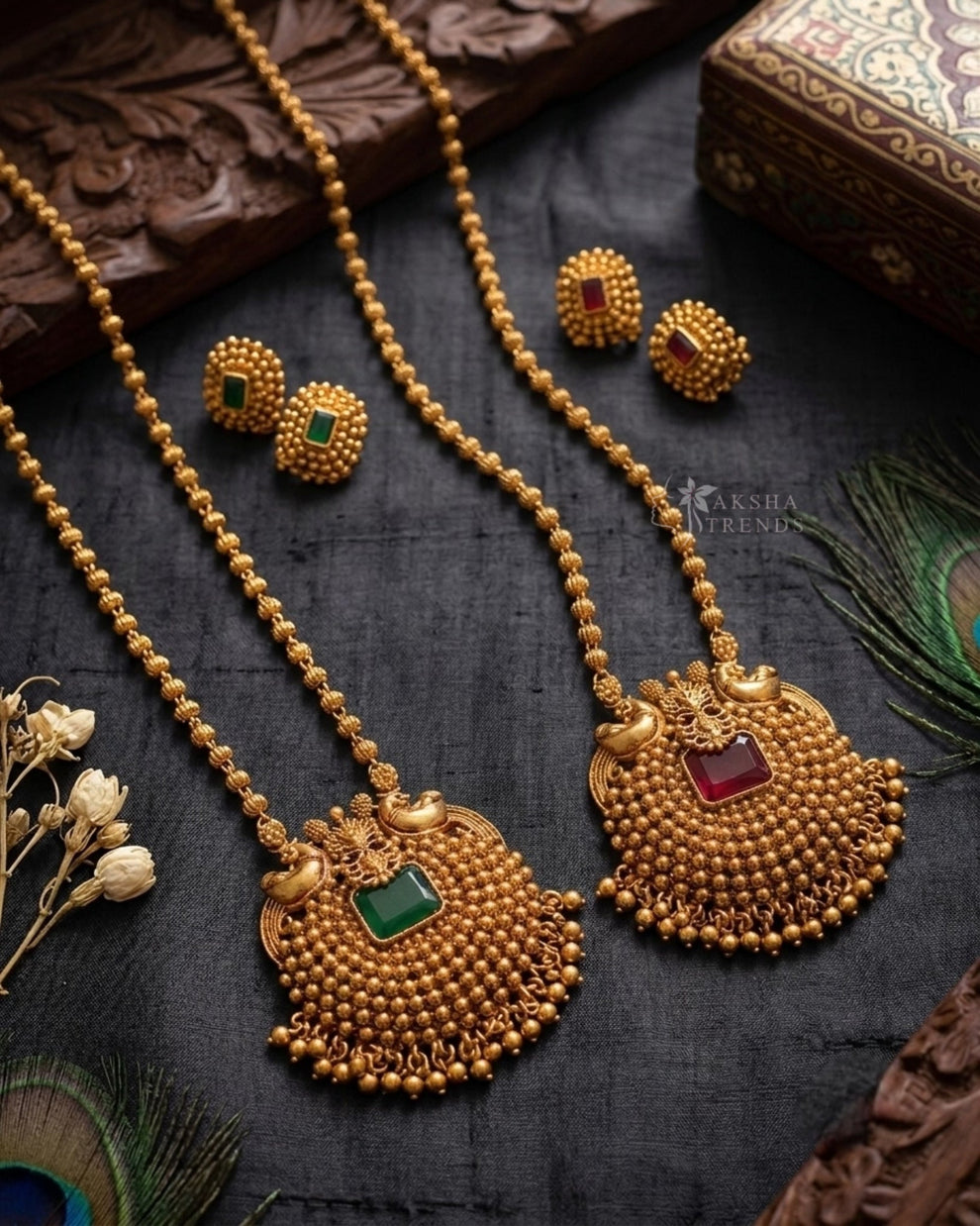 Antique pendant chain Aksha Trends 