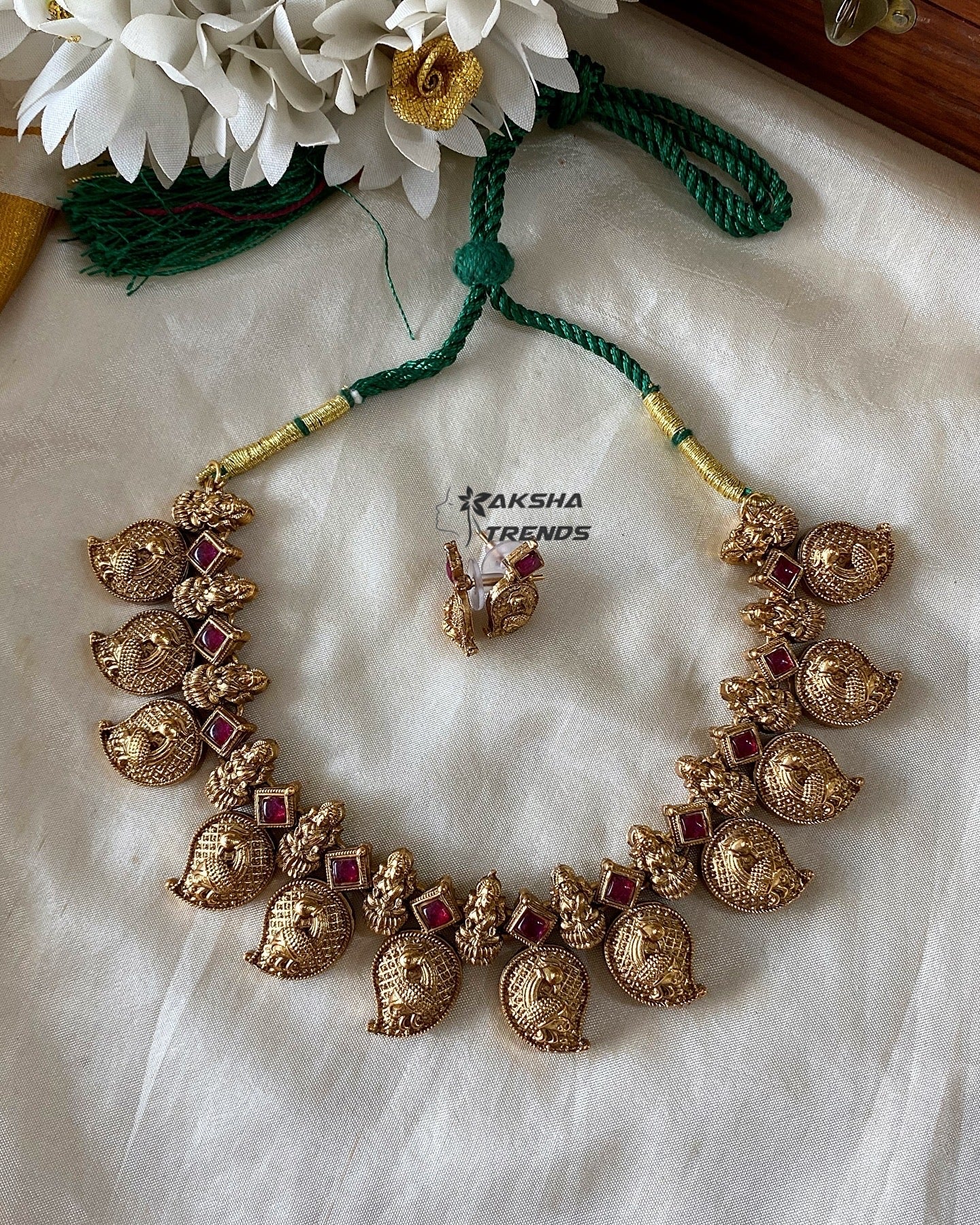 Antique Manga Necklace Aksha Trends