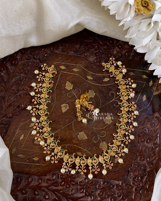 Golden sangu Necklace Aksha Trends