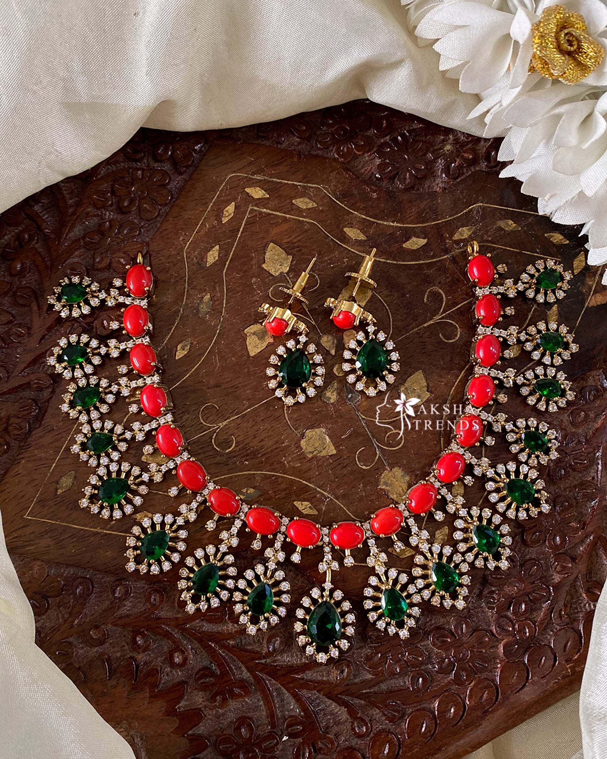 Emerald-coral Pavalam necklace Aksha Trends