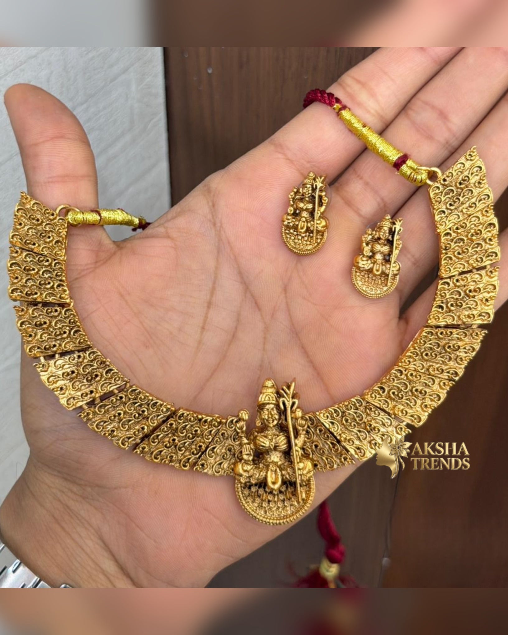 Antique Kamakshi Amman necklace Aksha Trends