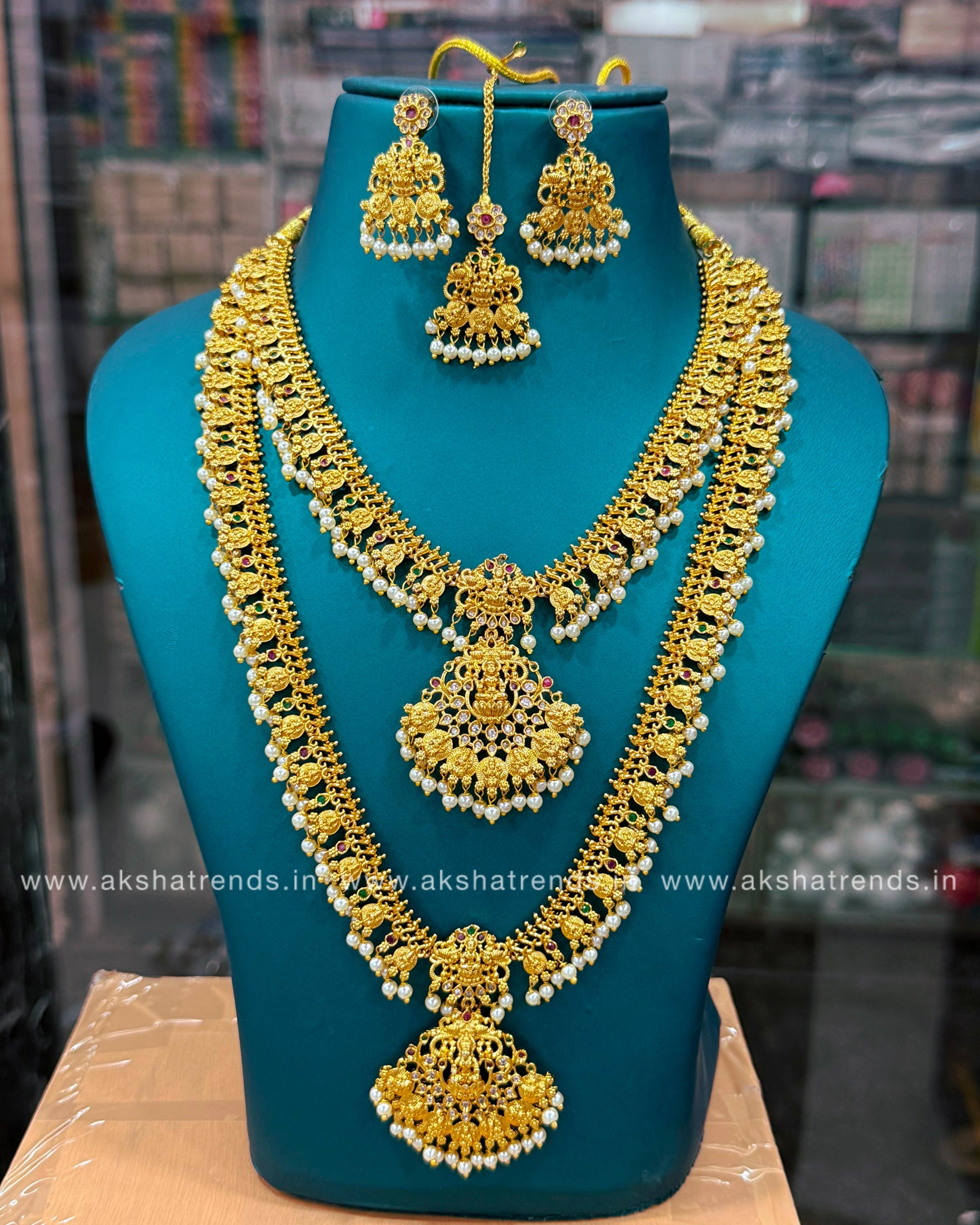 Premium lakshmi bridal combo Aksha Trends