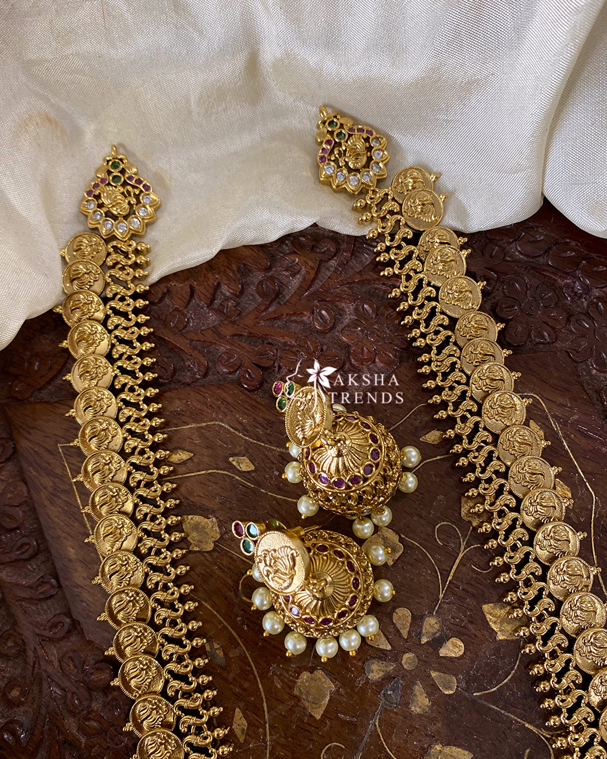 Peacock Kasumalai Haram Aksha Trends