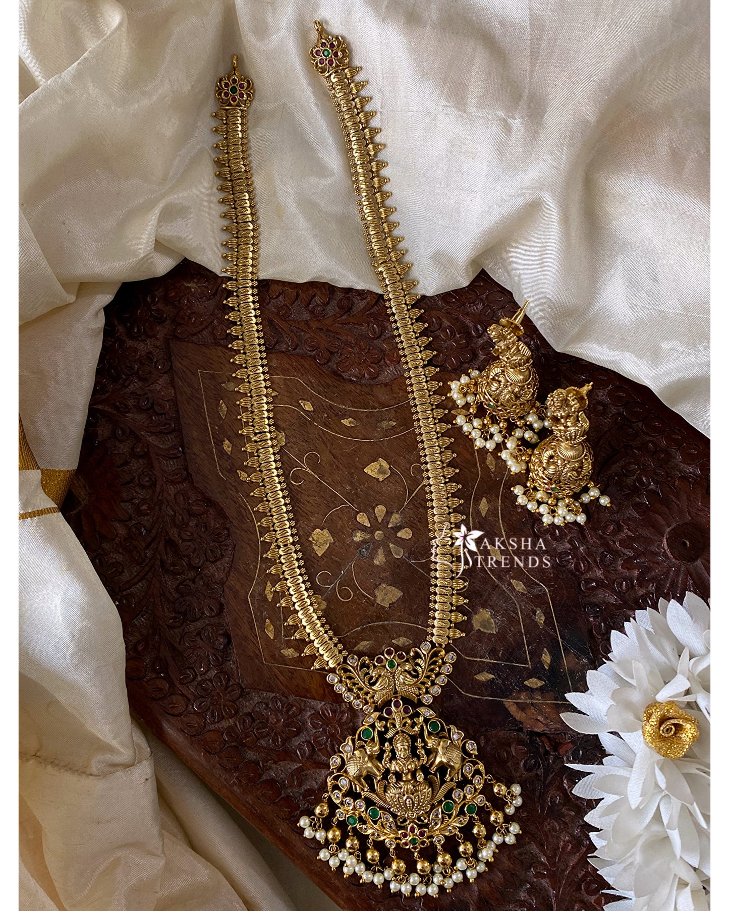 Gajalakshmi Golden Haram Aksha Trends