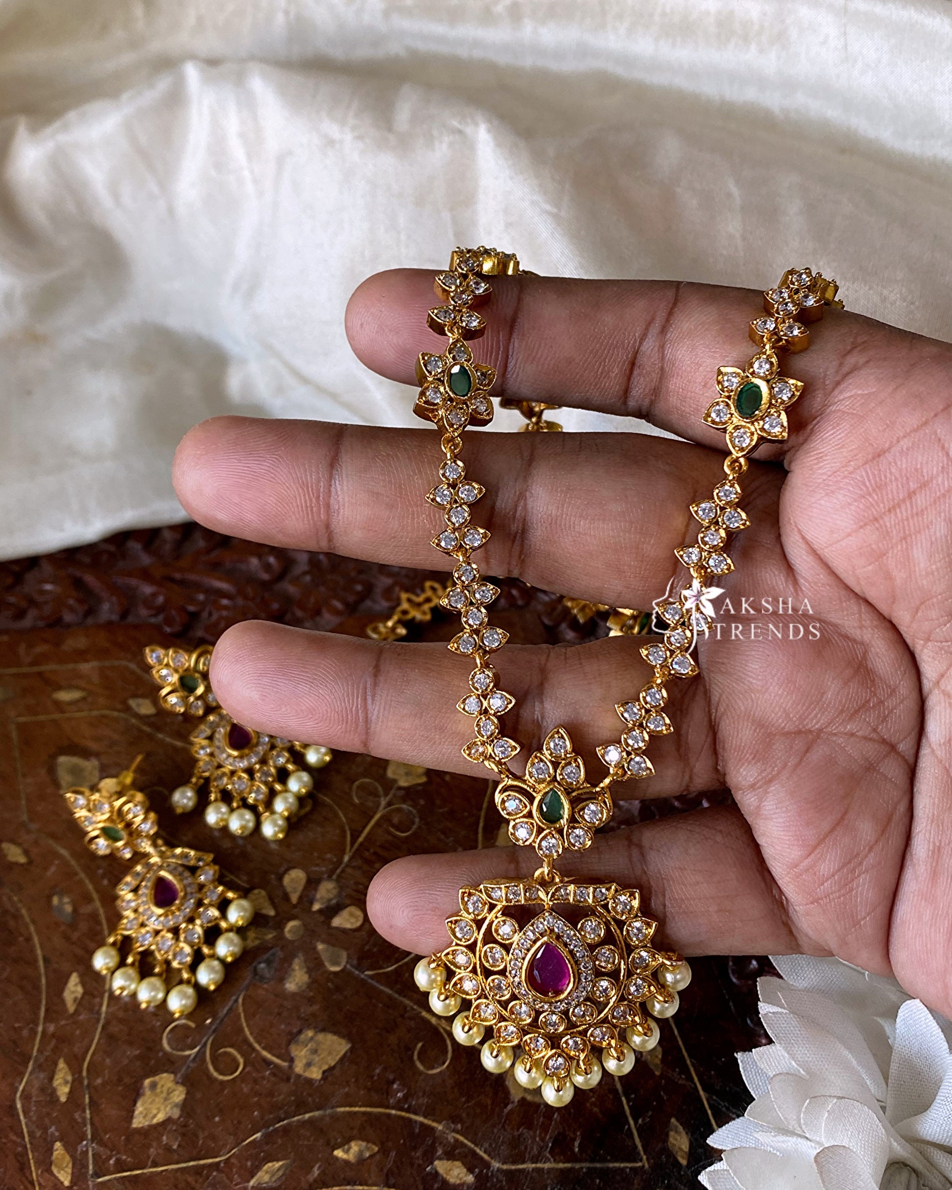 Floral diamond haram Aksha Trends