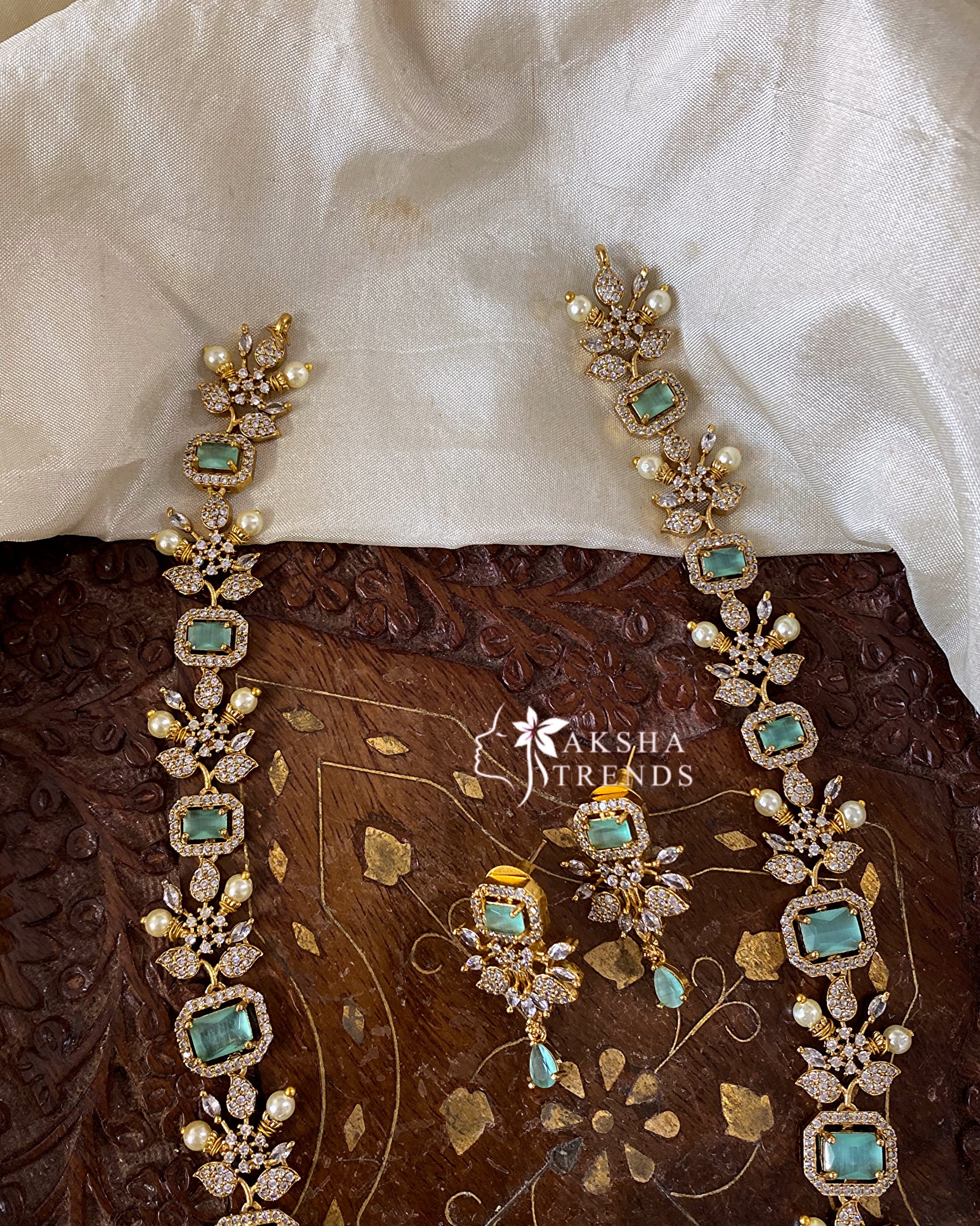 Flora diamond haram -Blue Aksha Trends