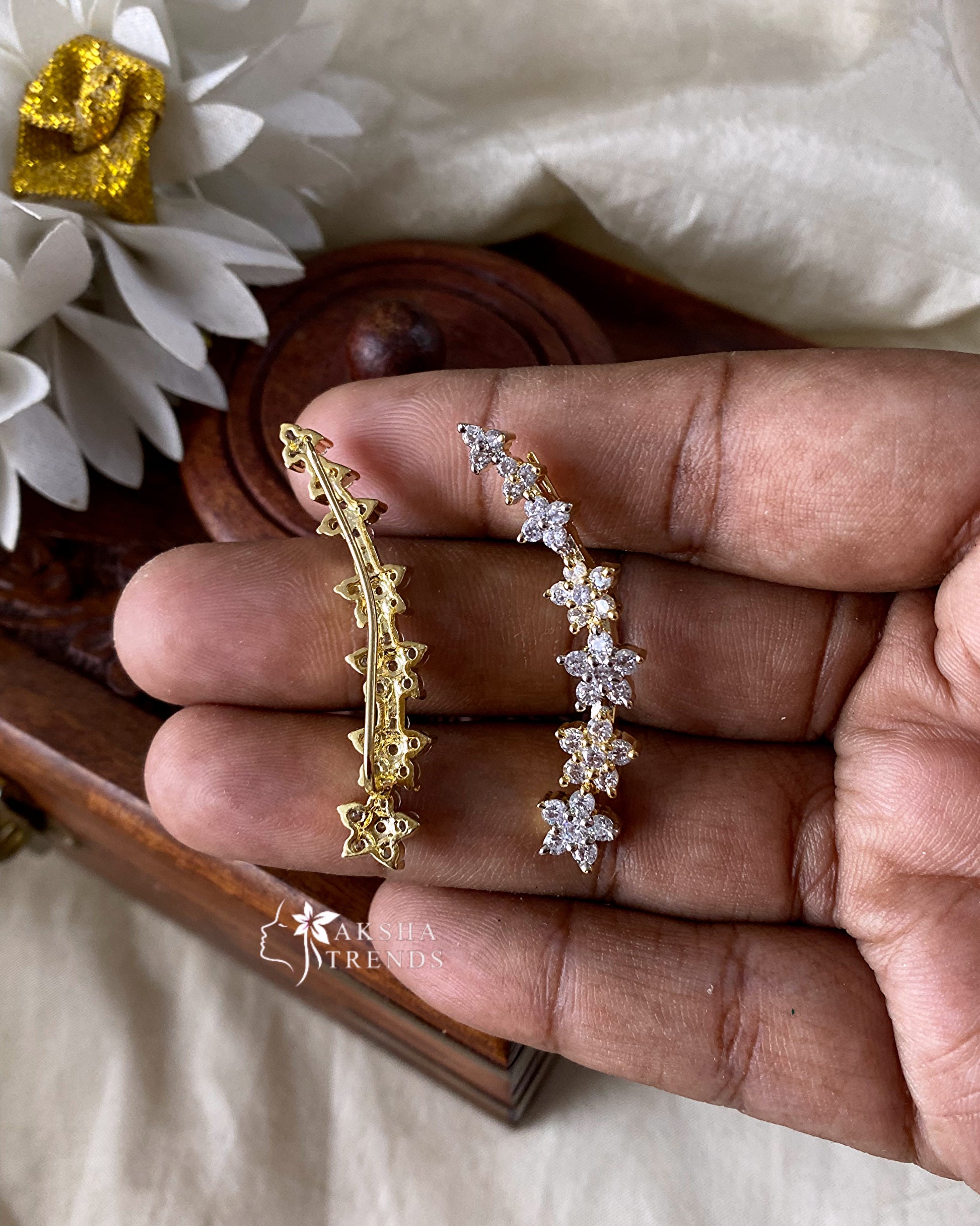 Premium diamond Earcuff Aksha Trends