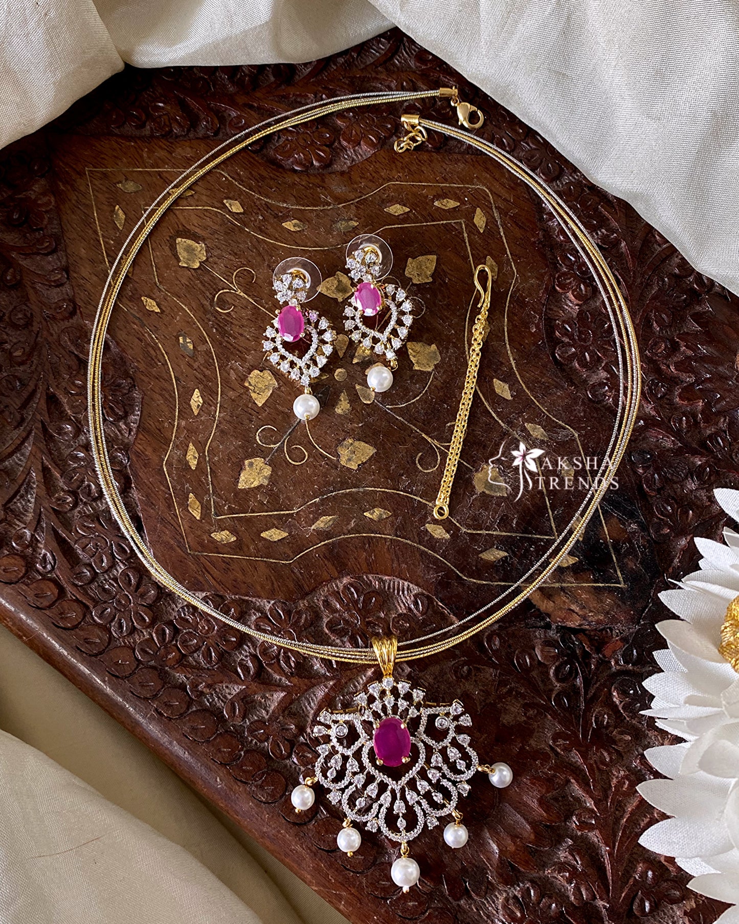 3in1 diamond Hasli necklace Aksha Trends