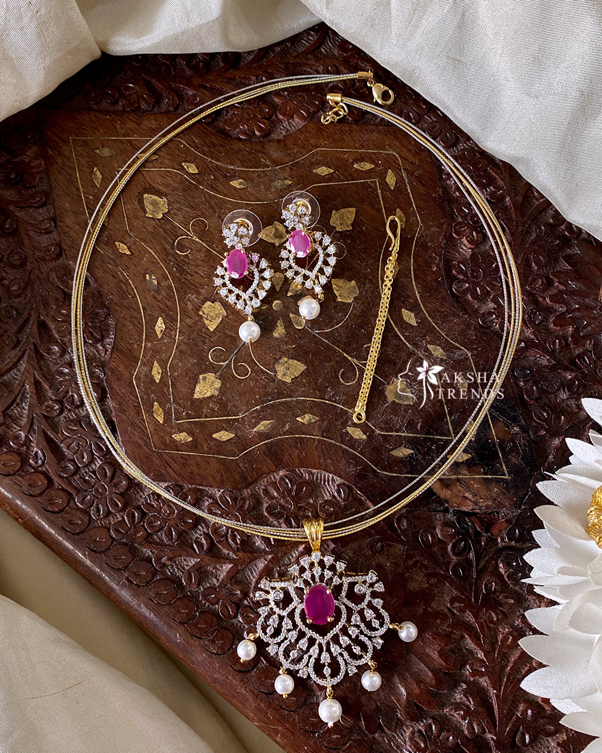 3in1 diamond Hasli necklace Aksha Trends