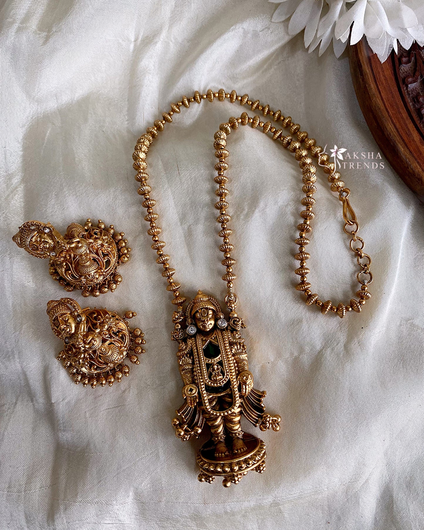 Balaji pendant chain Aksha Trends