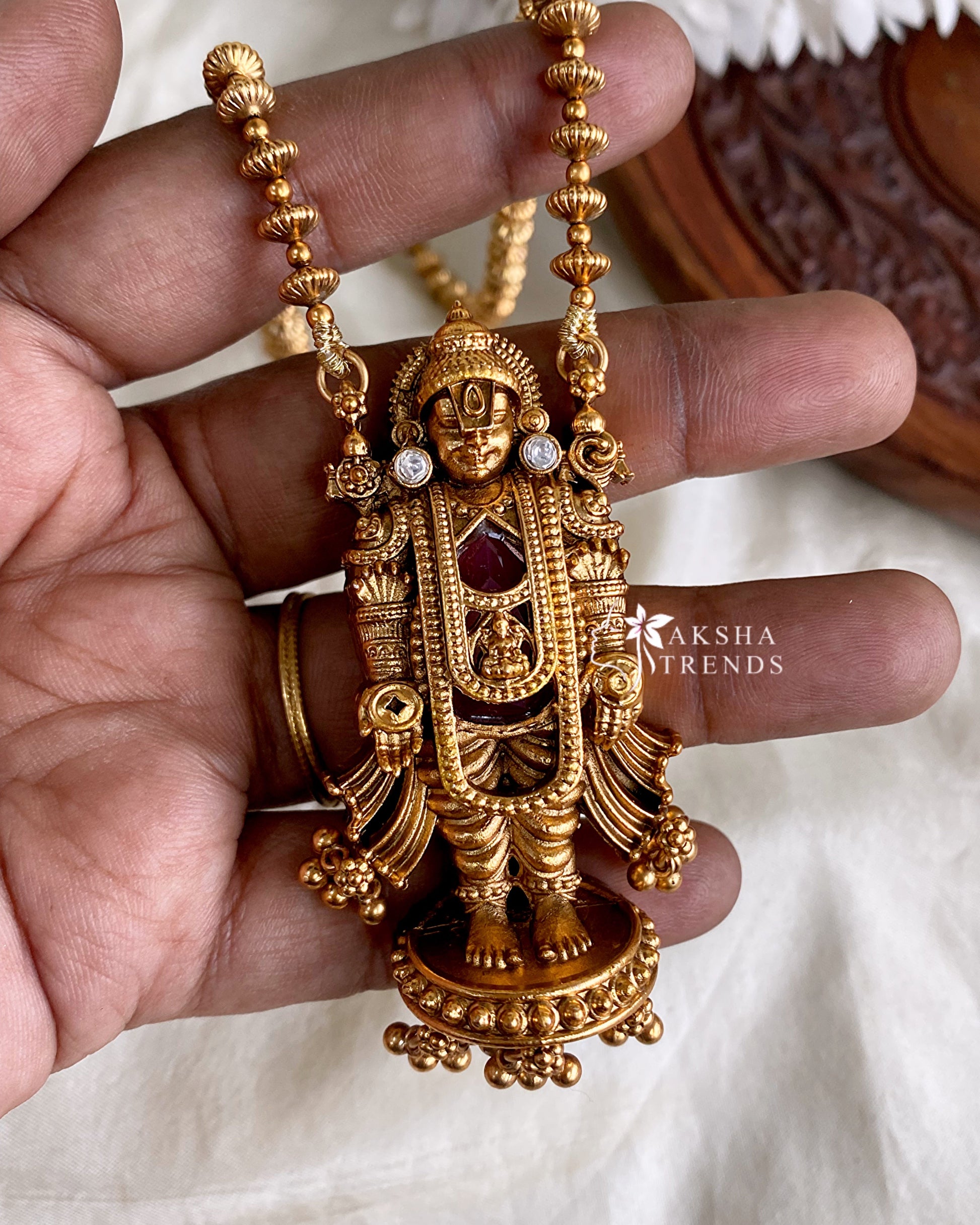 Balaji pendant chain Aksha Trends