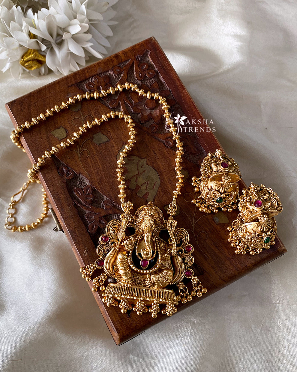 Ganesha pendant chain Aksha Trends 