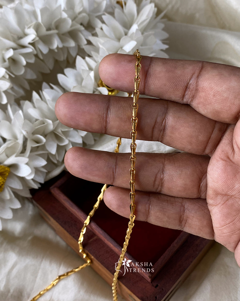 1gm gold covering chain -thin size Aksha Trends 