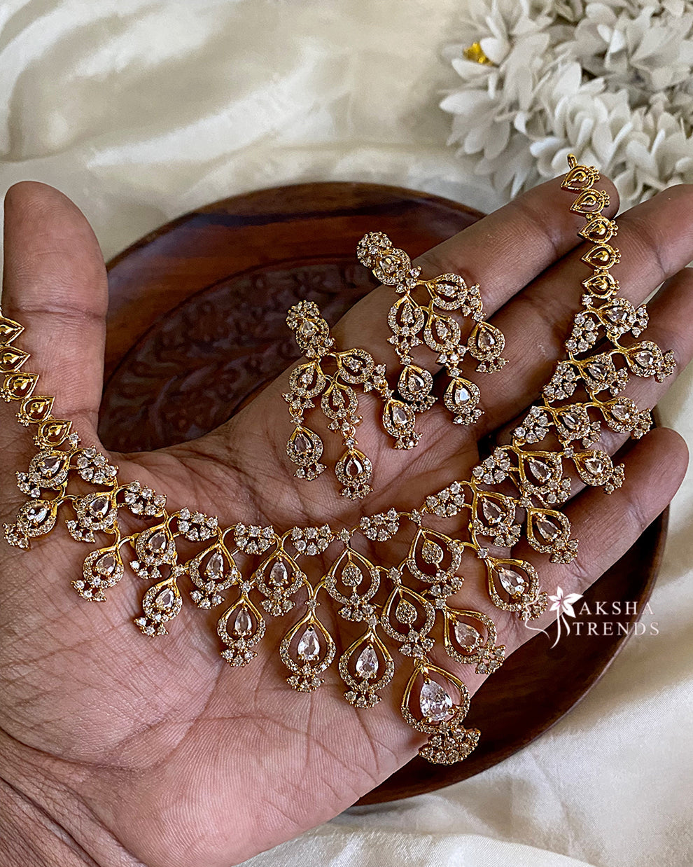 Floral Bridal diamond choker Aksha Trends 