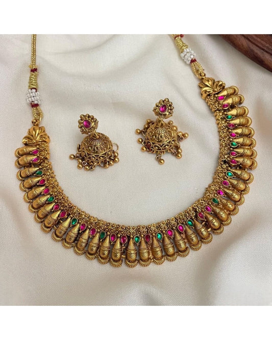 Antique golden necklace Aksha Trends