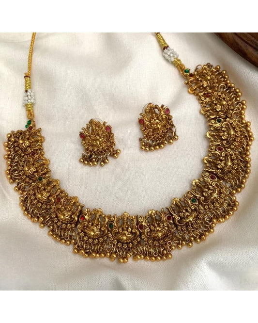 Lakshmi golden guttapusalu Aksha Trends