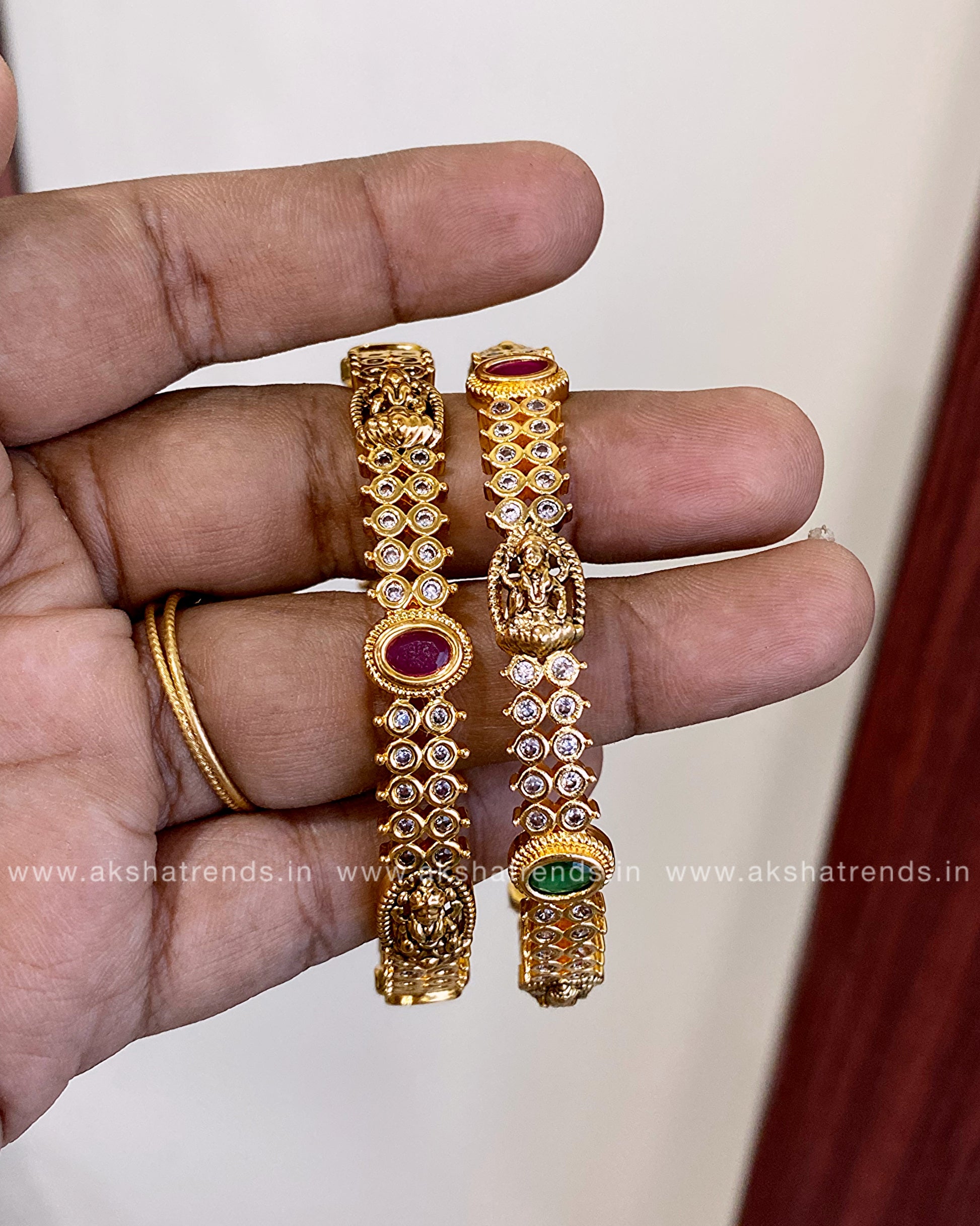 Lakshmi white stone Bangles Aksha Trends