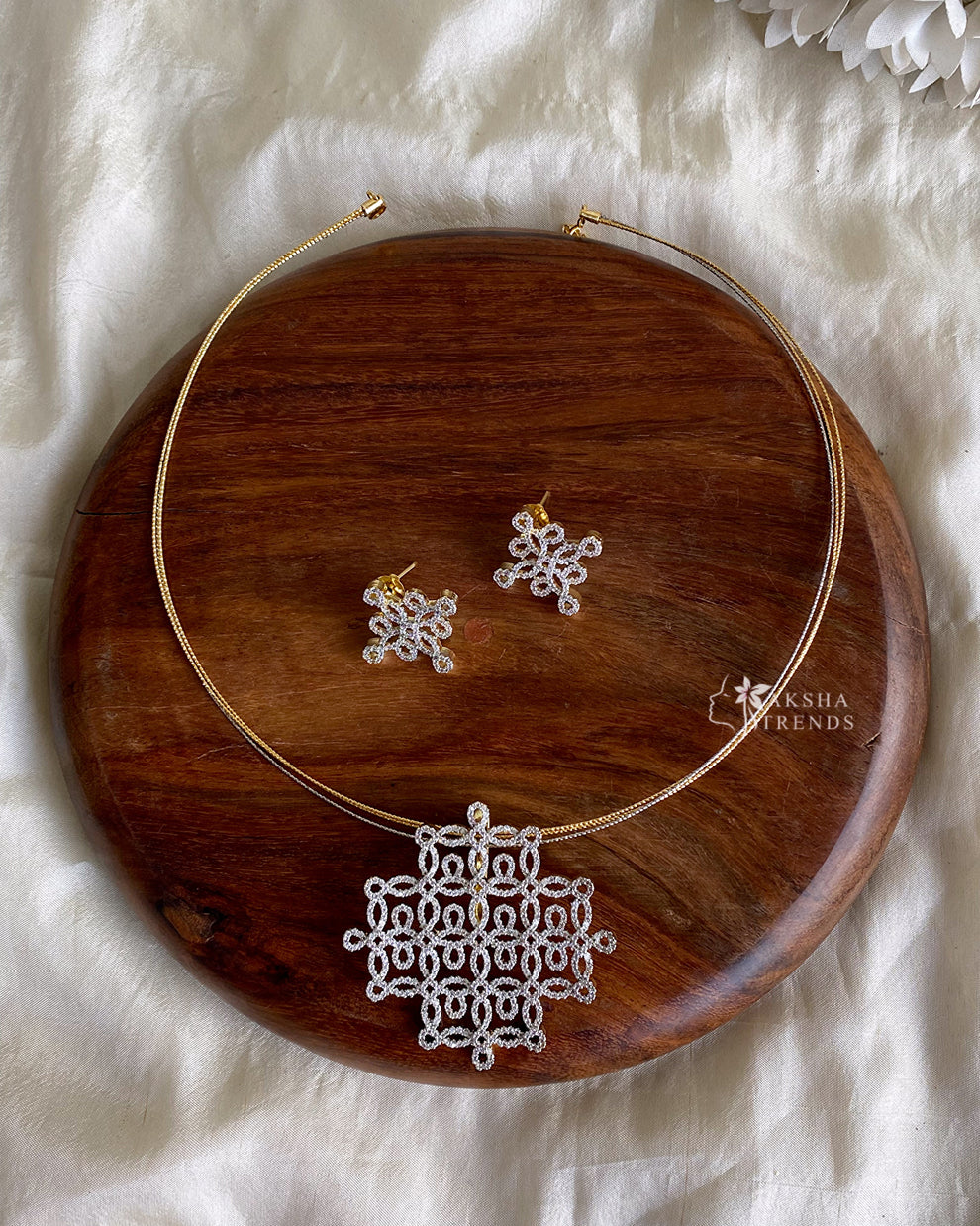 Kolam diamond necklace Aksha Trends 