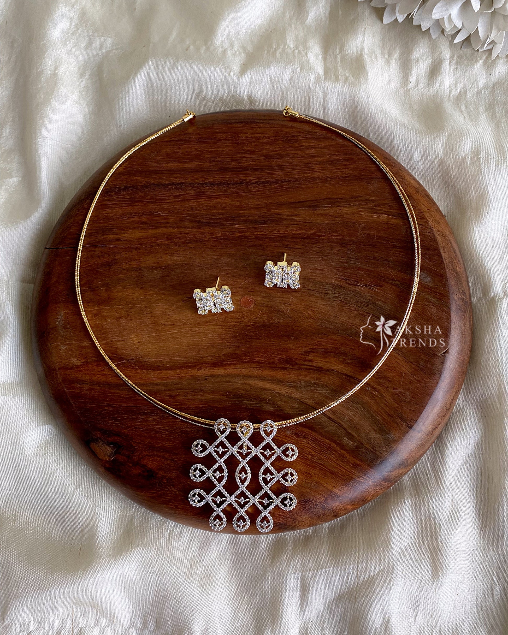 Kolam diamond necklace Aksha Trends