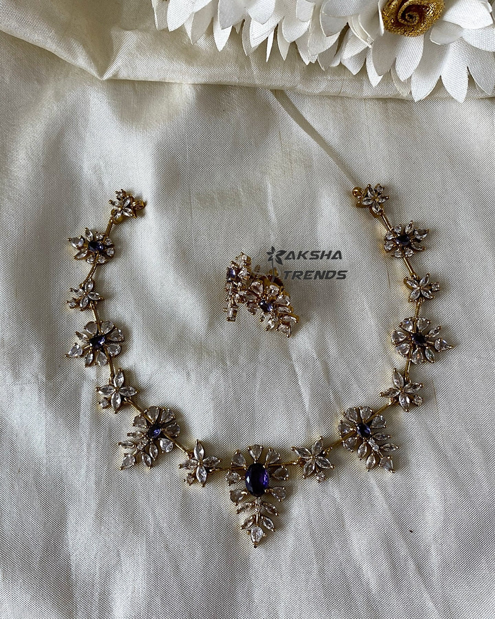 Floral diamond Necklace Aksha Trends 