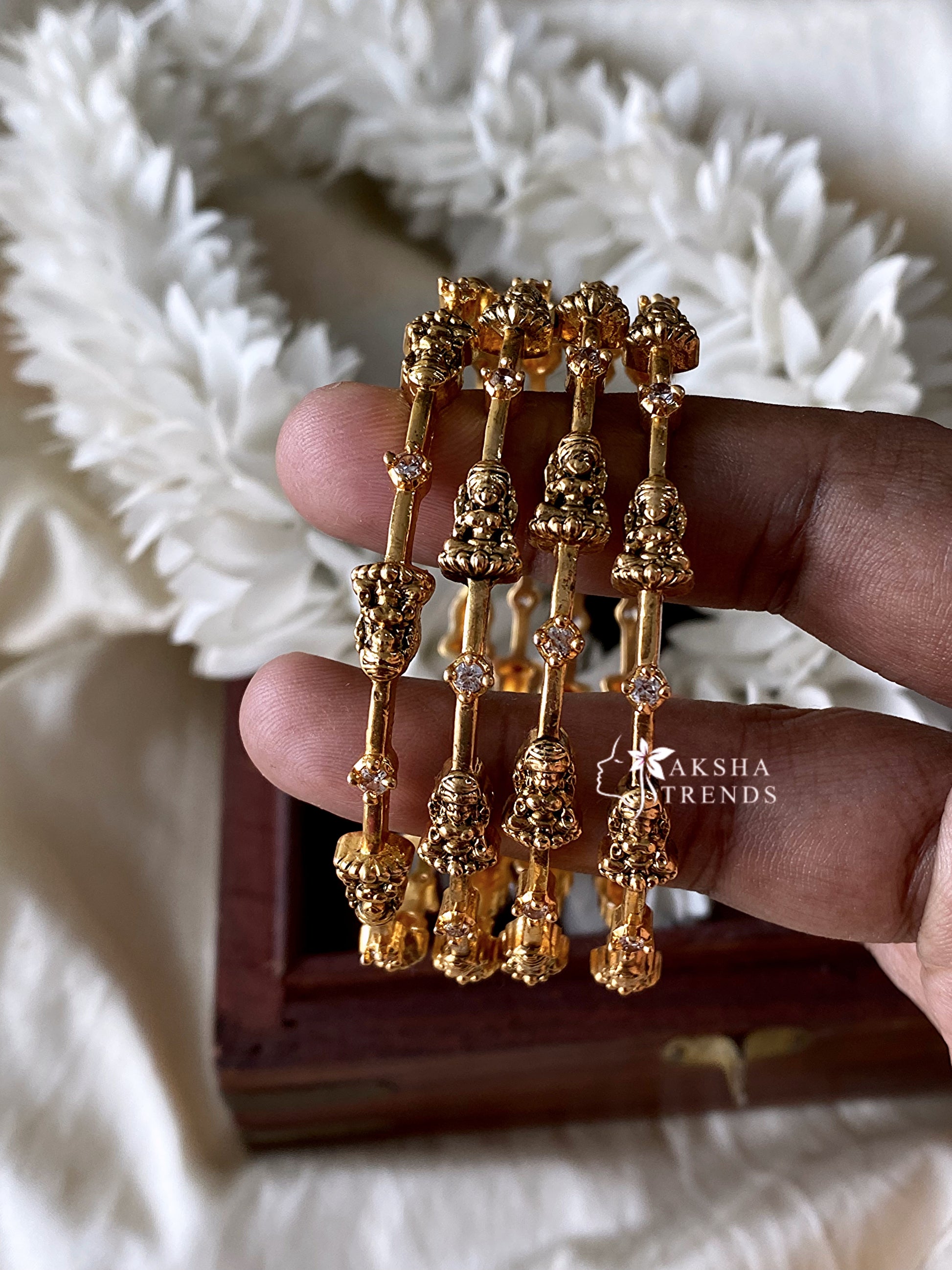 Lakshmi bangles (4pc) Aksha Trends