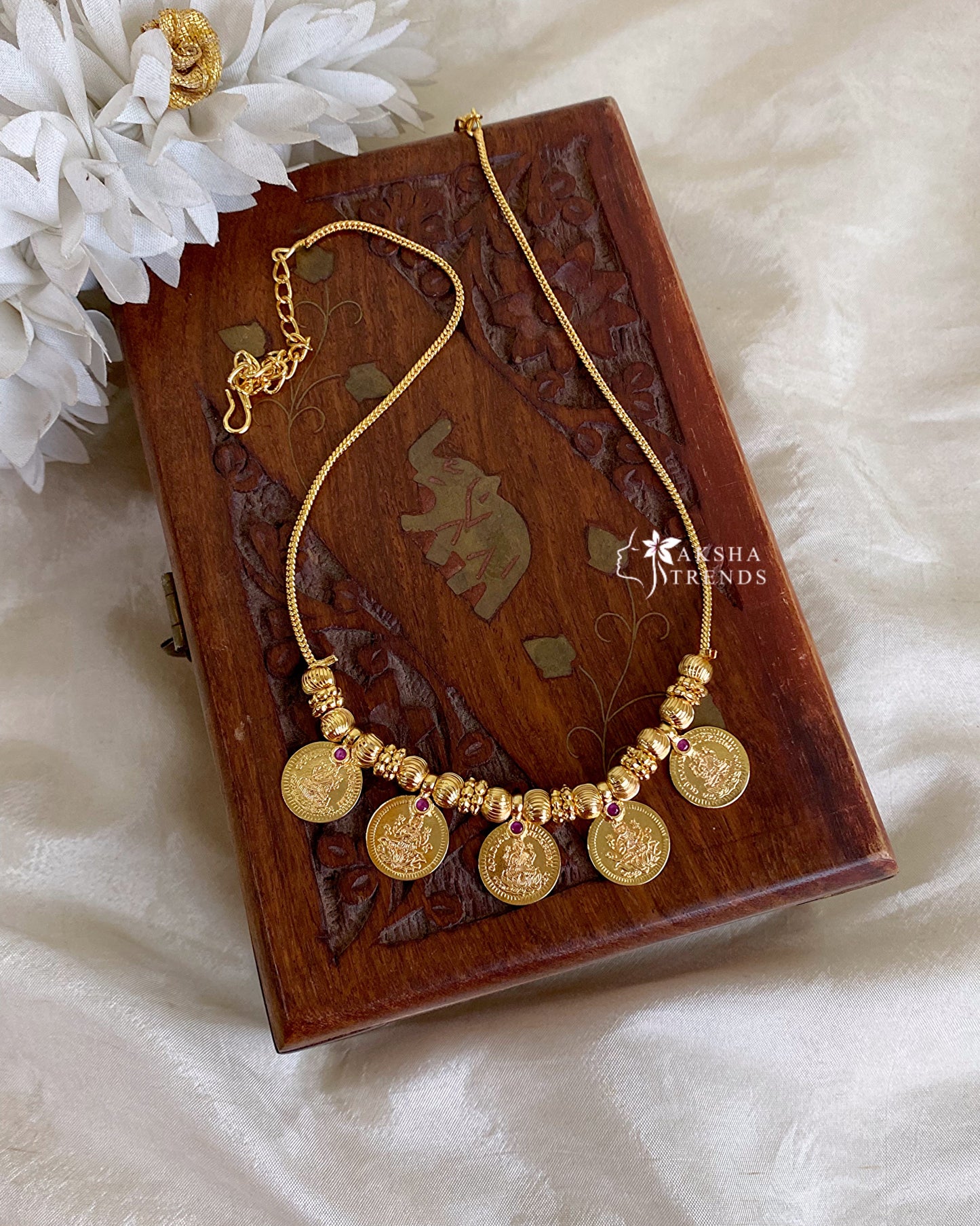 Laksmi 5-gold coin chain Aksha Trends