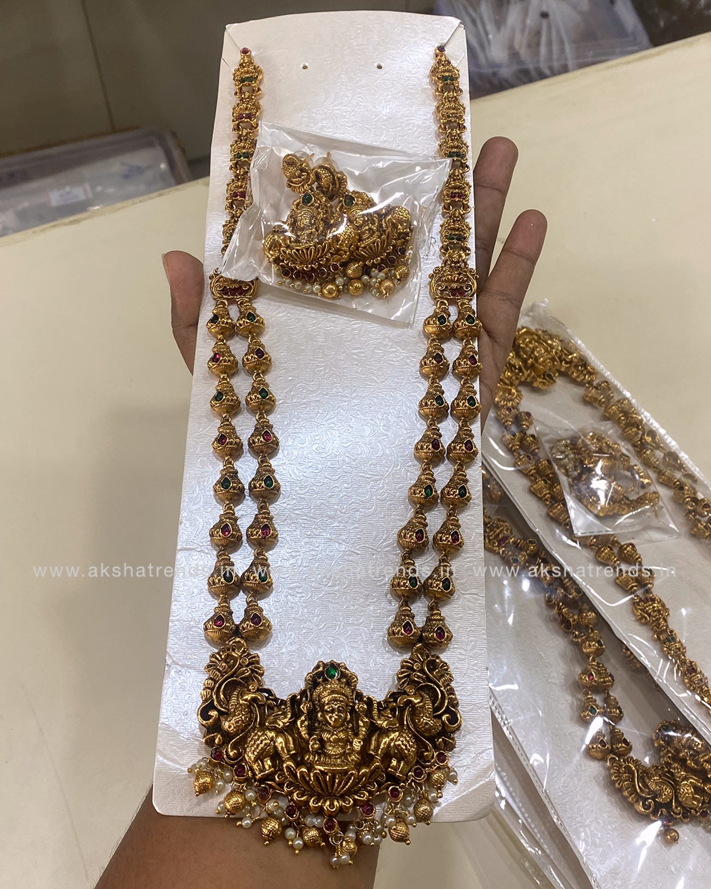 Antique Temple Haram -2 line Aksha Trends