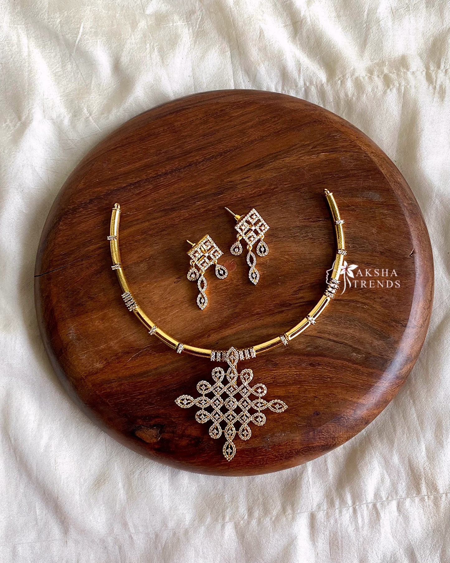 Kolam diamond necklace Aksha Trends