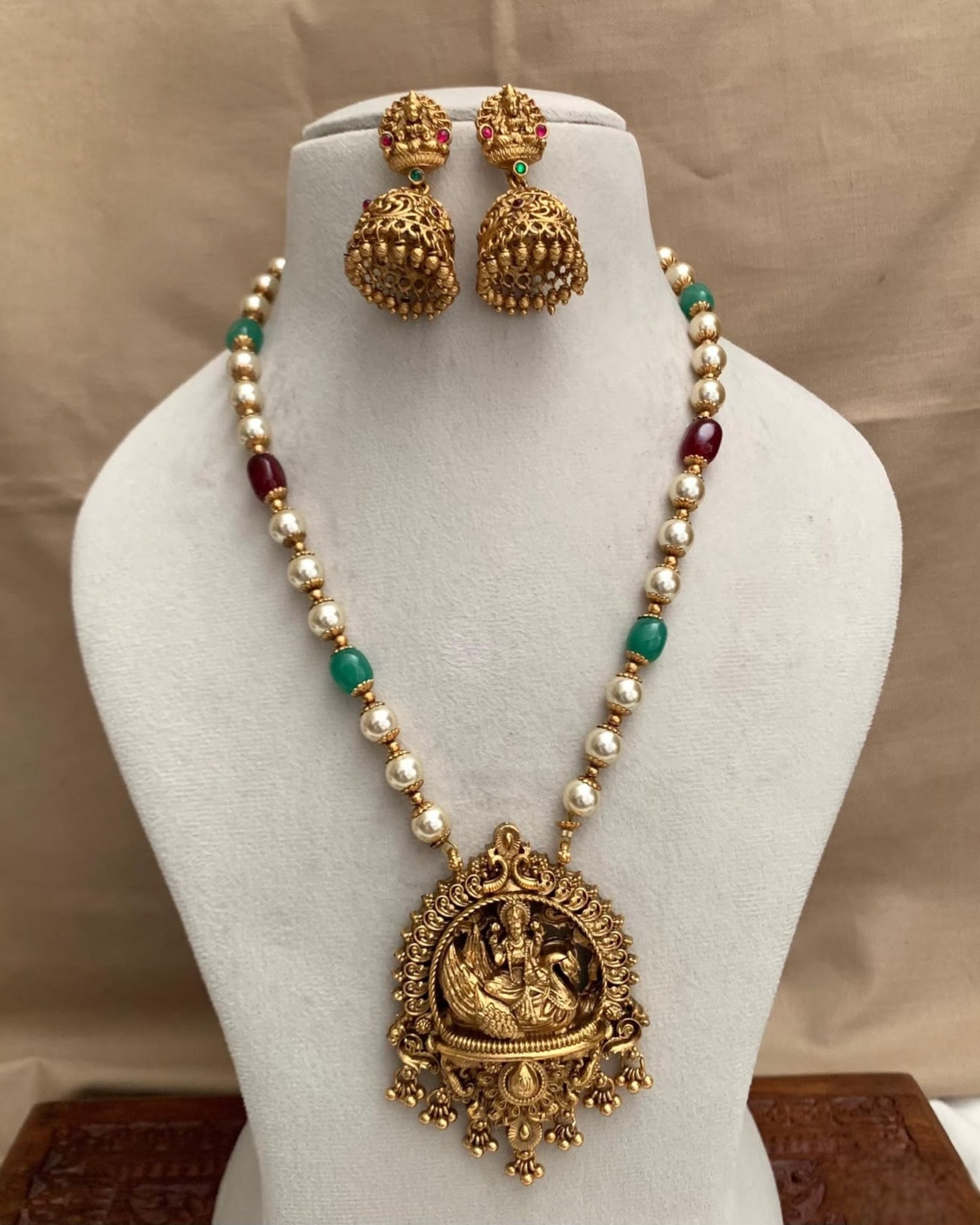 Pearl Temple jewellery Aksha Trends