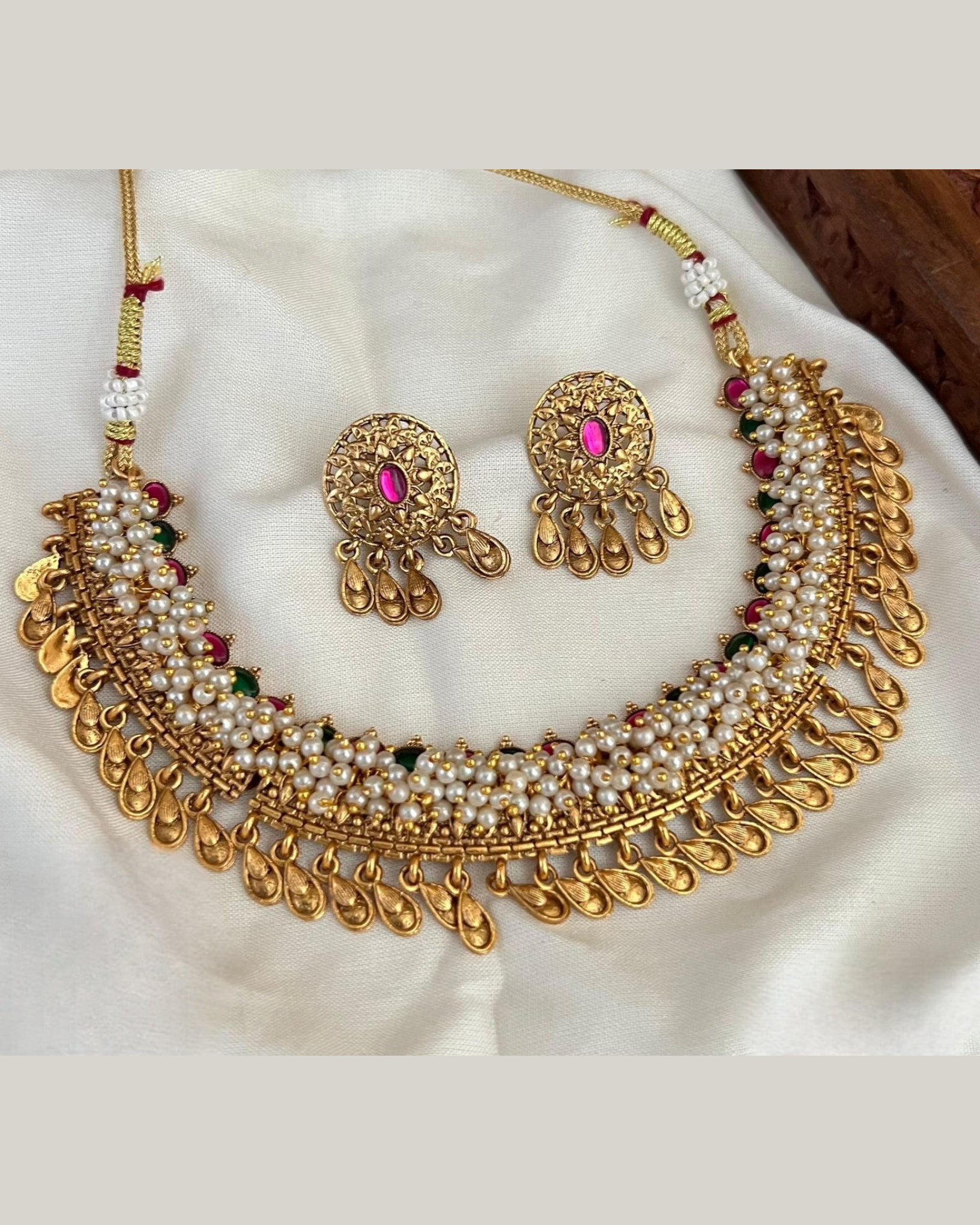 Antique pearl cluster Necklace Aksha Trends
