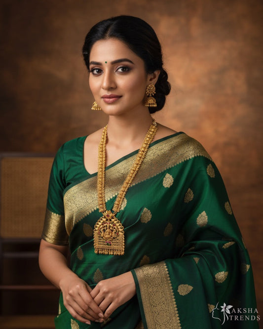 Lakshmi pendant haram Aksha Trends