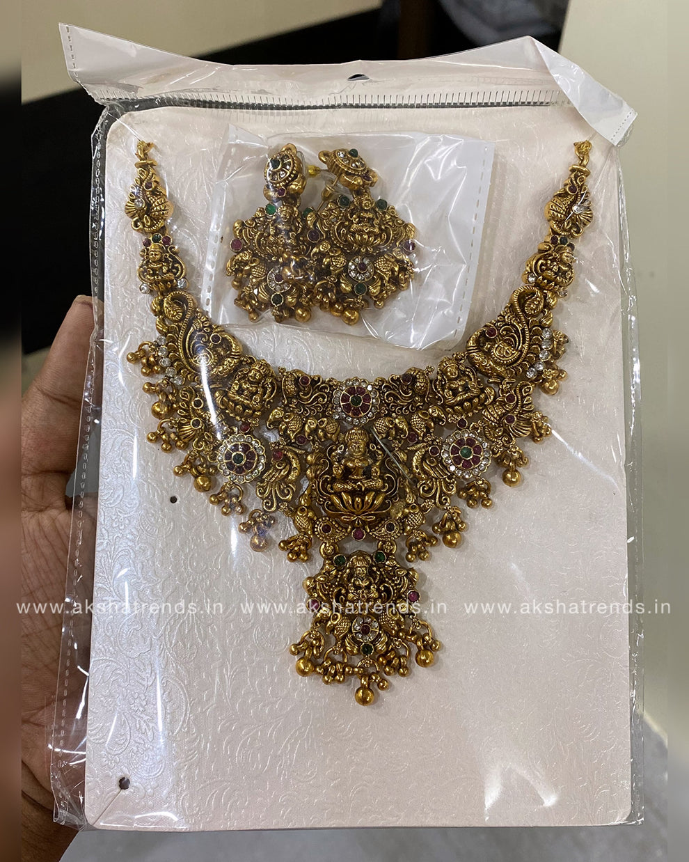 Nagas bridal Necklace Aksha Trends 