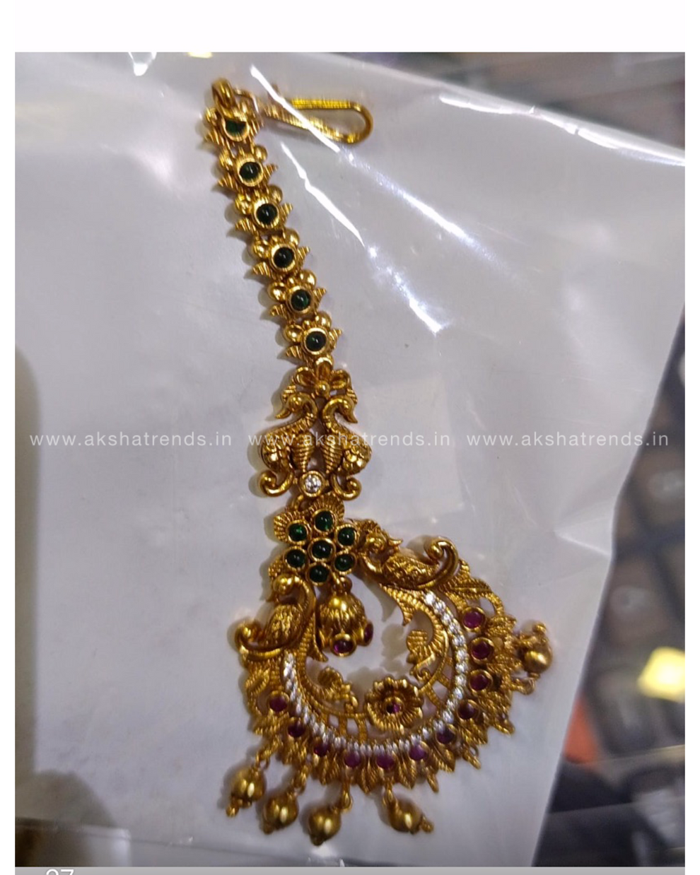 Premium gold tikka Aksha Trends 
