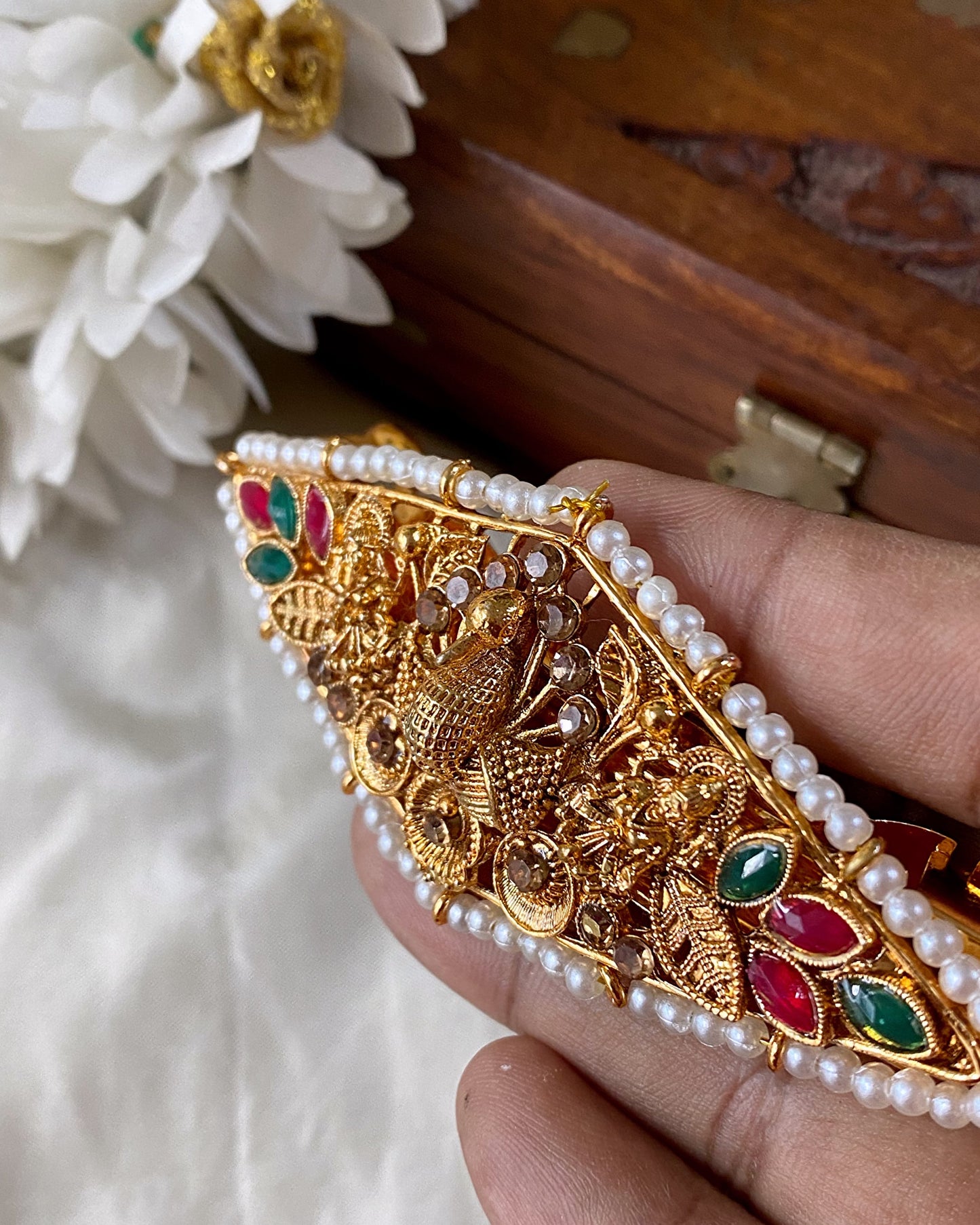 Fancy gold Hair clip Aksha Trends