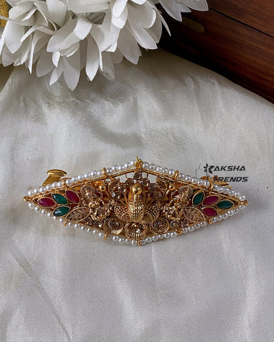 Fancy gold Hair clip Aksha Trends
