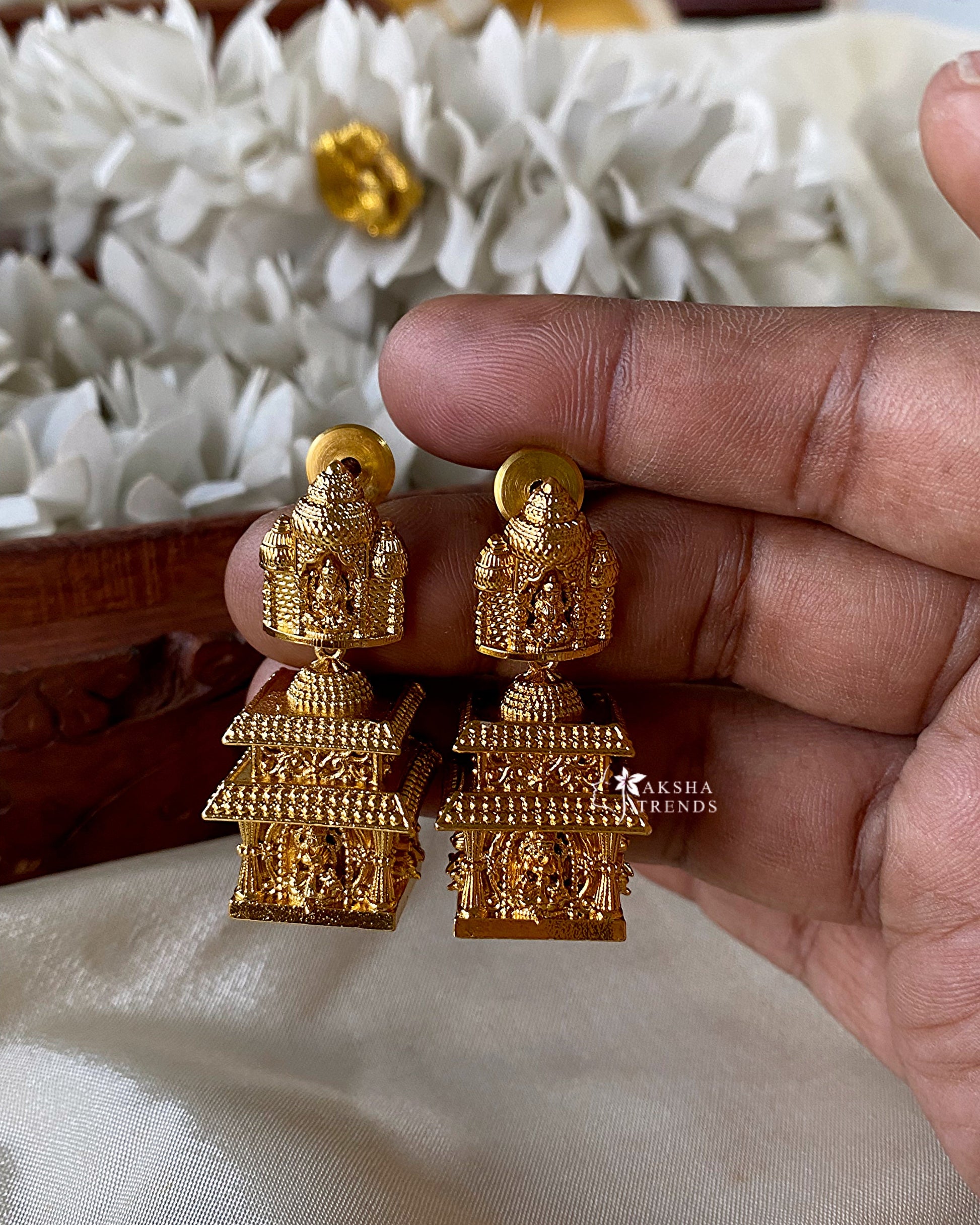 Golden temple jhumka Aksha Trends