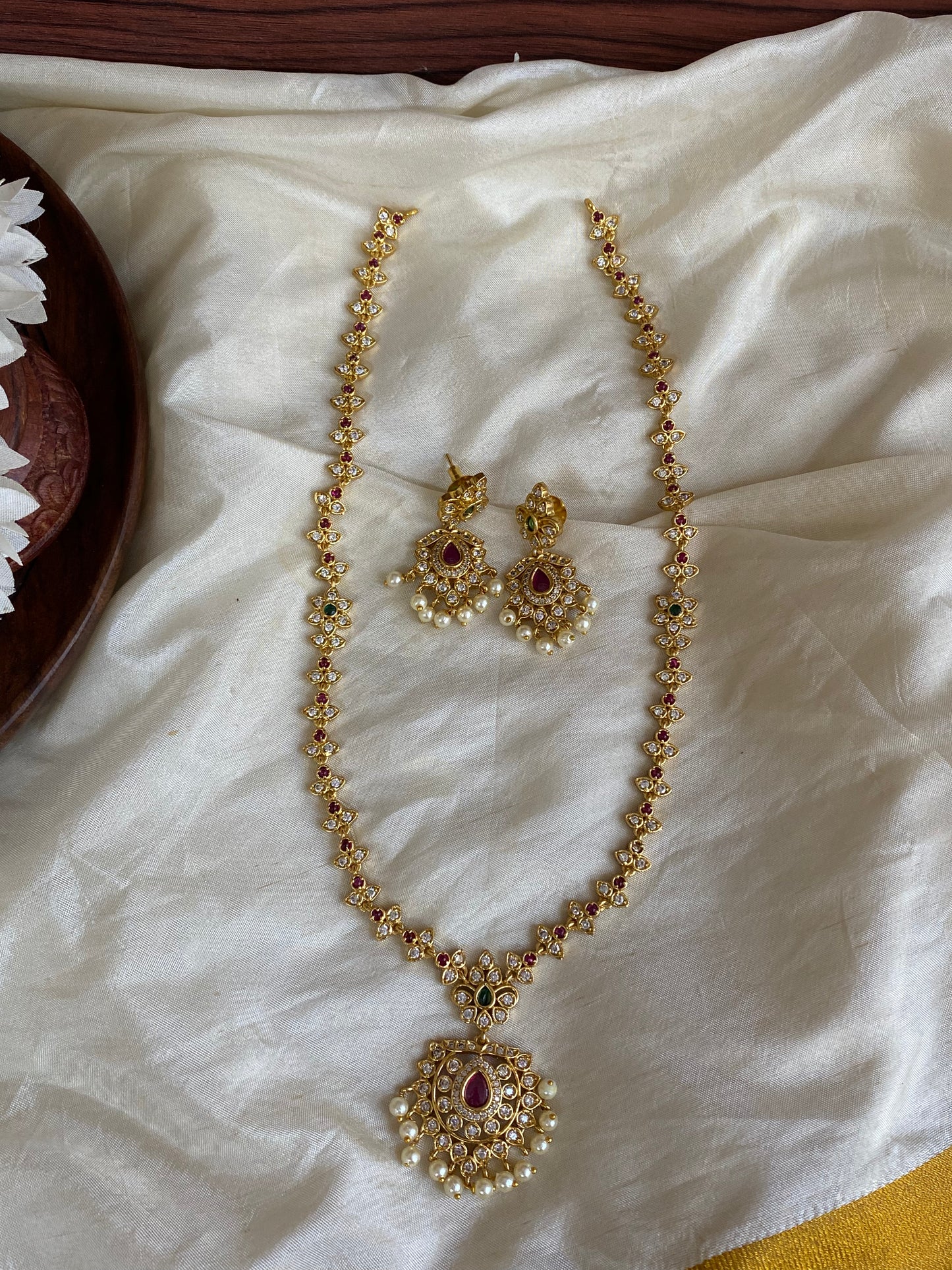 Floral diamond haram Aksha Trends